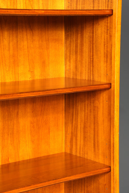 Traumhaftes Original Selva XXL Bücherregal Antik Stil massiv Holz Regal Schrank Kommode Bibliothek