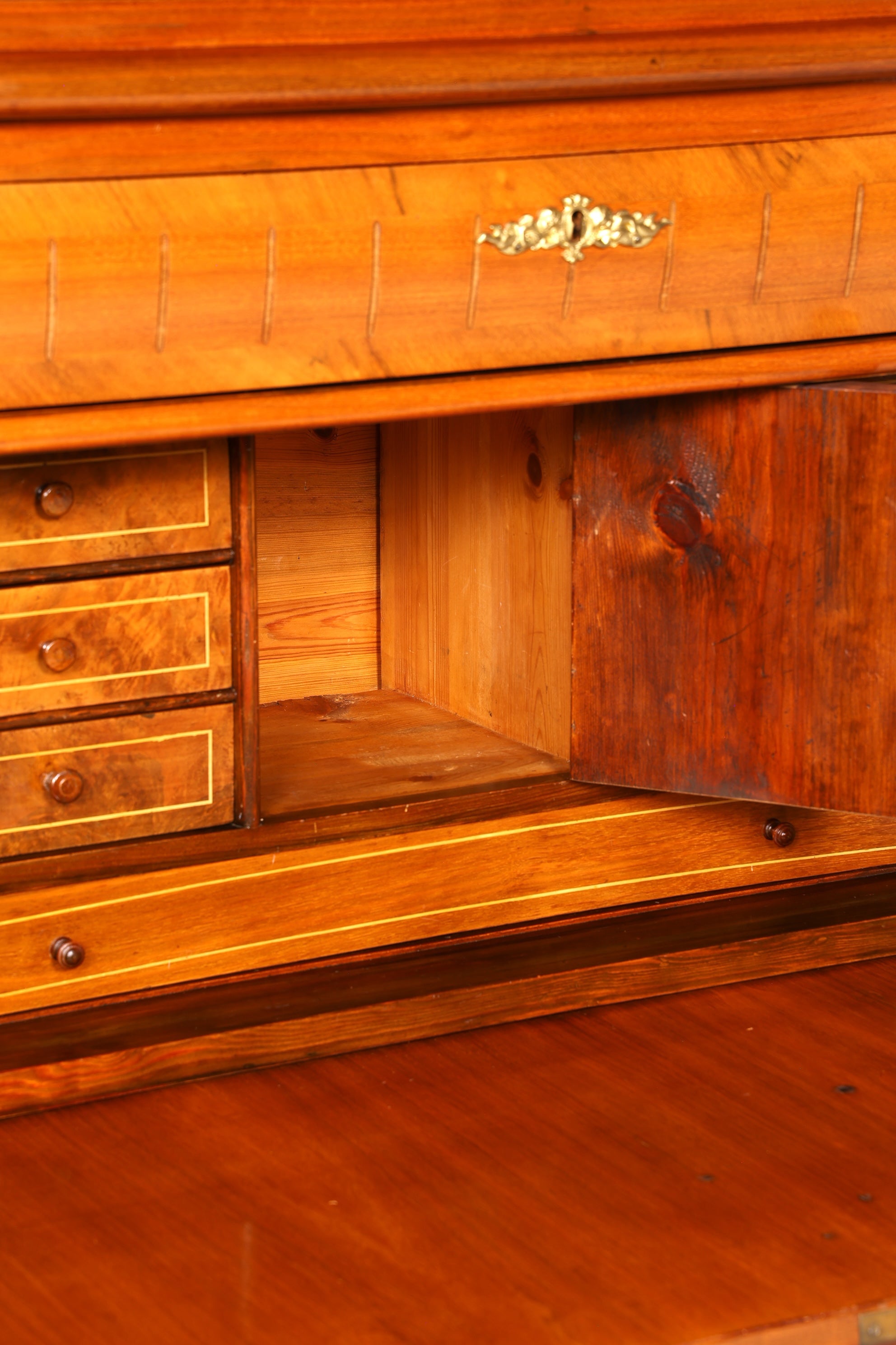 G442 Finish Wunderschöner Gründerzeit Sekretär Kommode Jugendstil Schubladenkommode Antik Vertiko (Kopie)