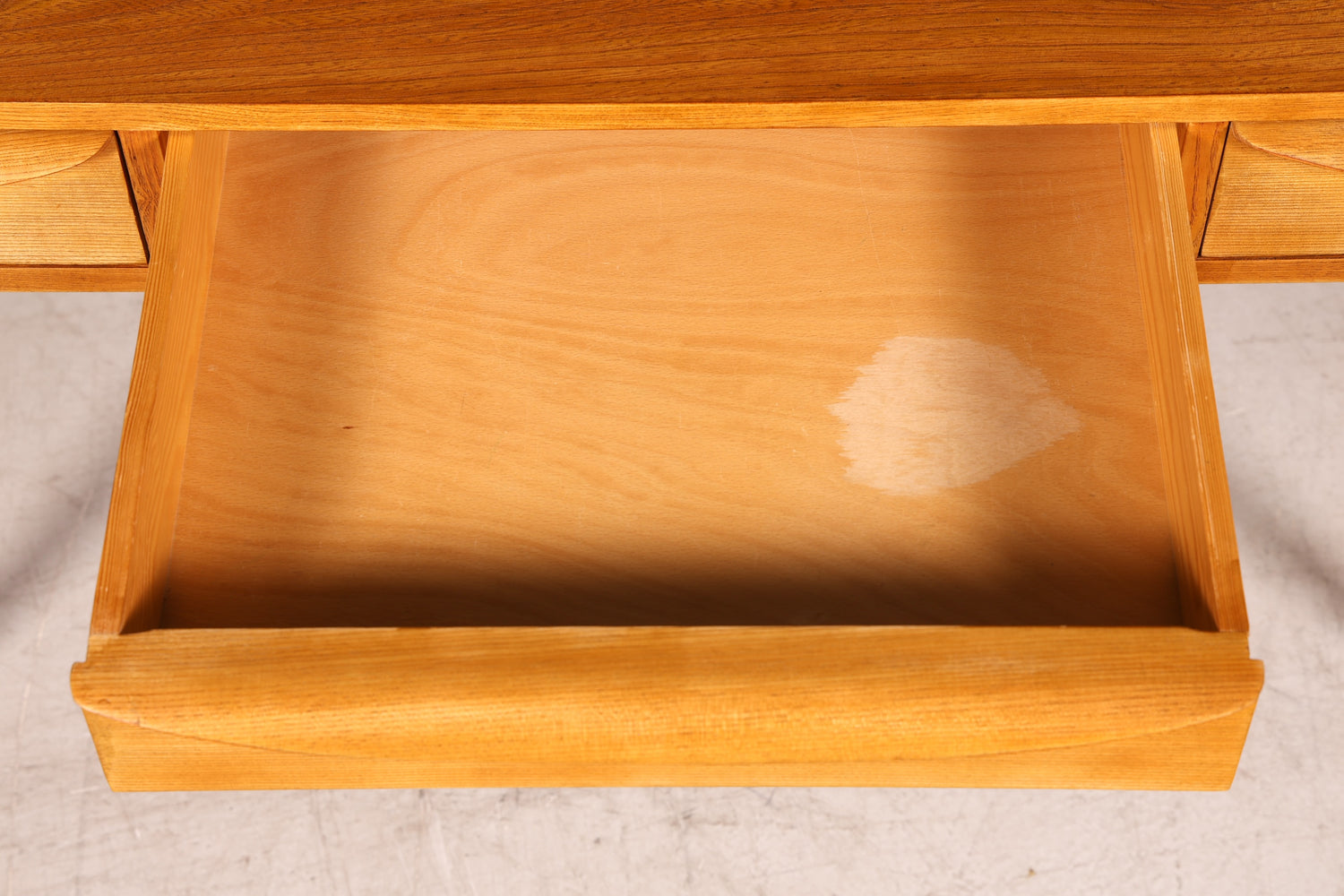 G443 Finish Wunderschöner Mid Century Schreibtisch Danish Design Bürotisch 60er Jahre Office Table (Kopie 2)