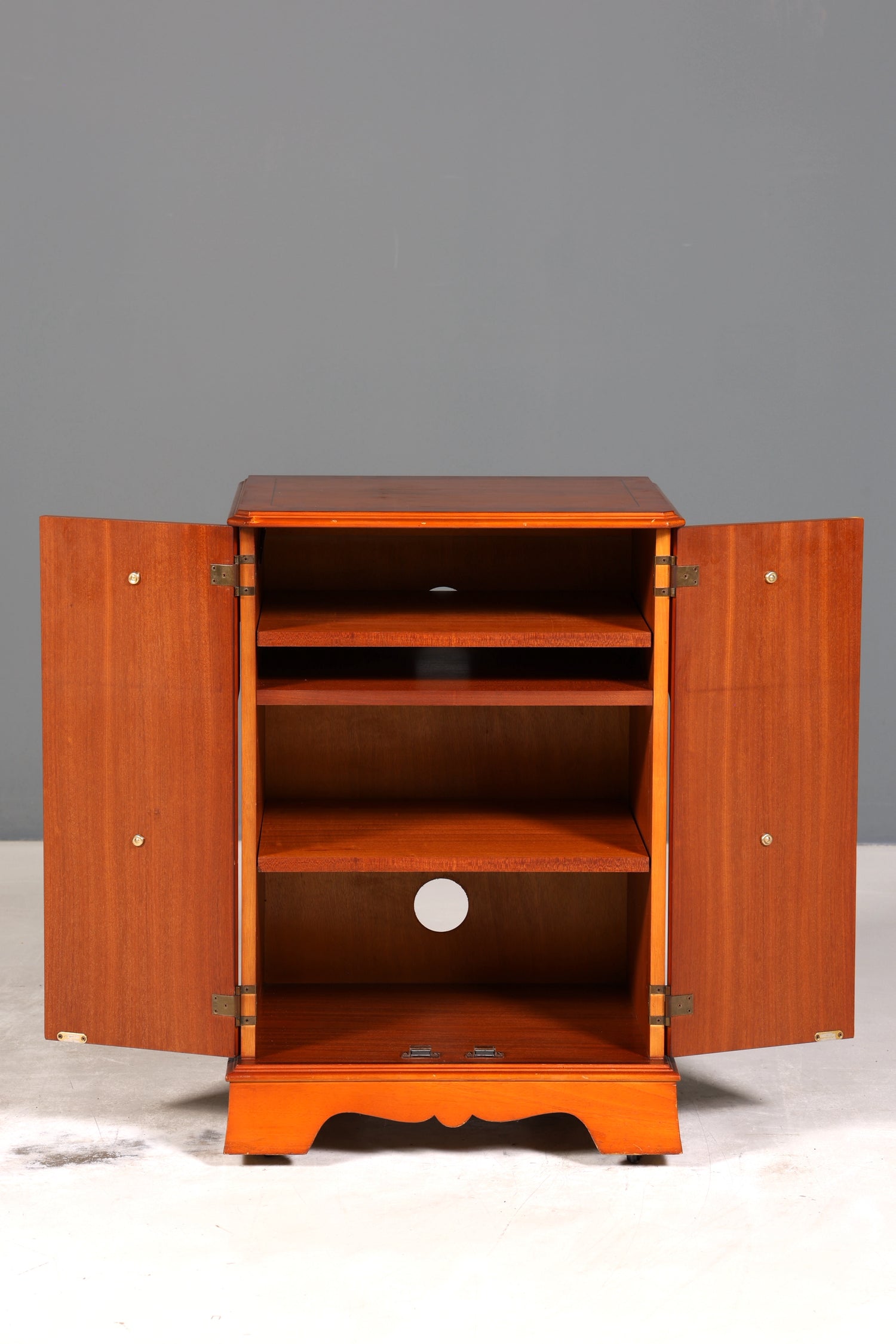 Traumhafter Englischer Schrank echt Holz Hifi Kommode Antik Stil Schallplatten Schrank 60s