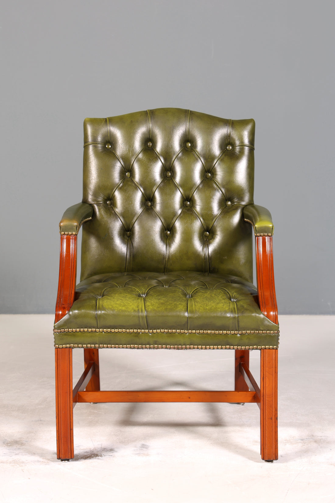 Edler Original Chesterfield Sessel Englisch Leder Herrensessel UK Armlehnsessel