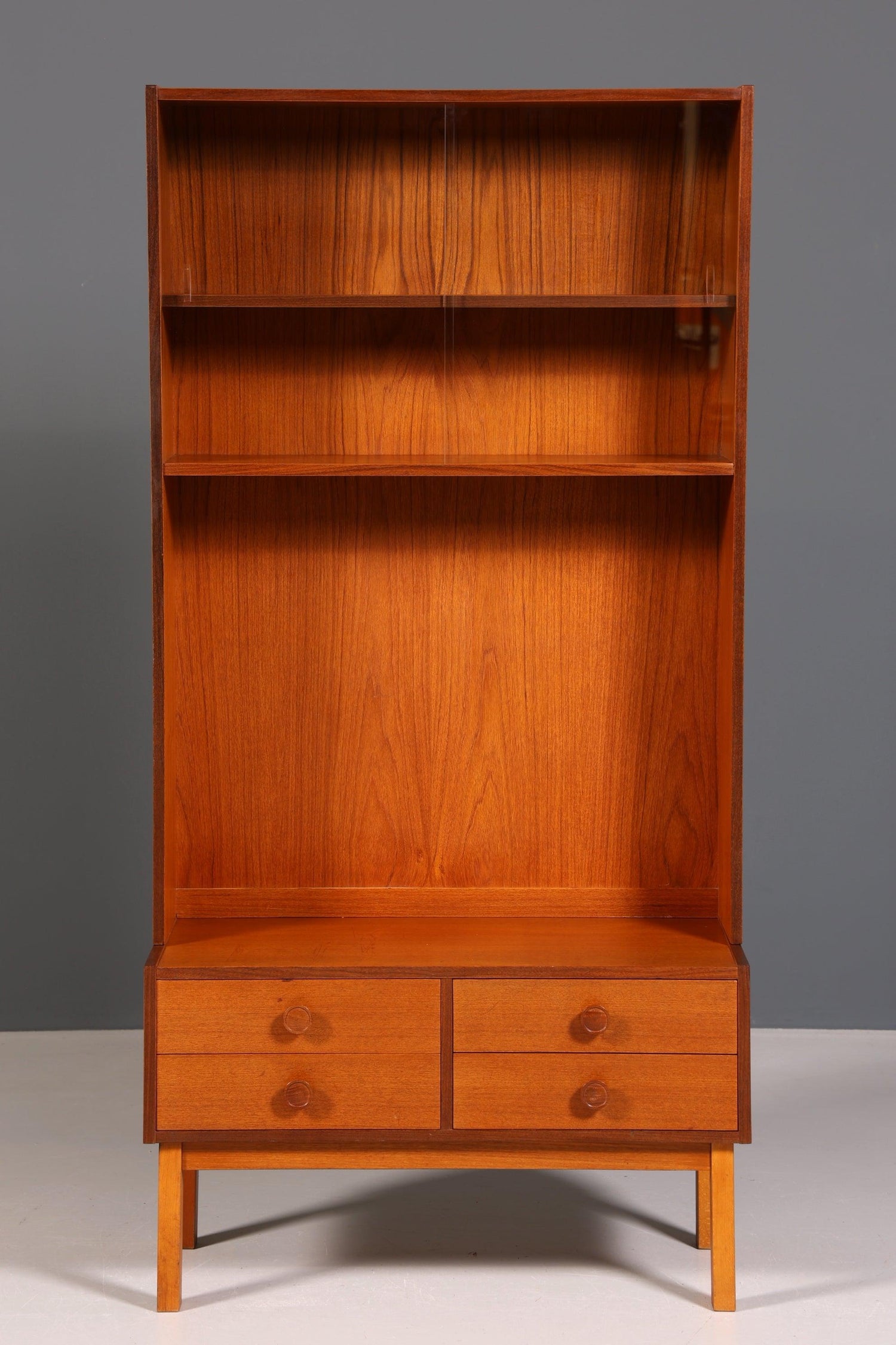 Wunderschönes Mid Century Regal Danish Design Schrank Retro Bücherregal Kommode