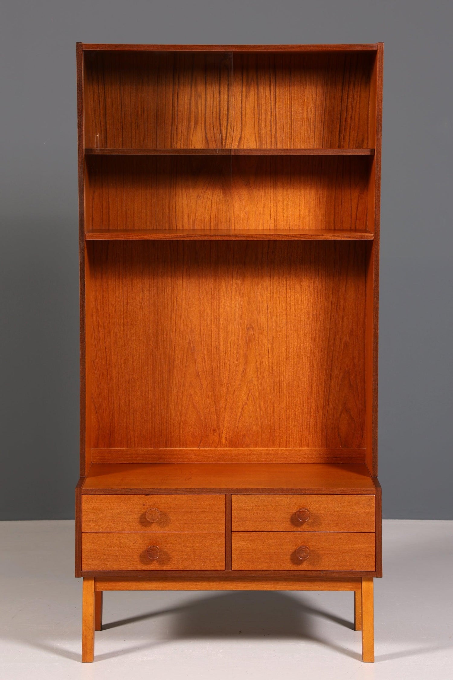 Wunderschönes Mid Century Regal Danish Design Schrank Retro Bücherregal Kommode