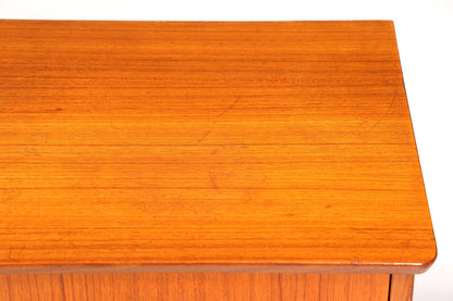 Schlichtes Mid Century Highboard Vintage Sideboard Danish Design Teak Holz Kommode 60er Jahre - Highboard