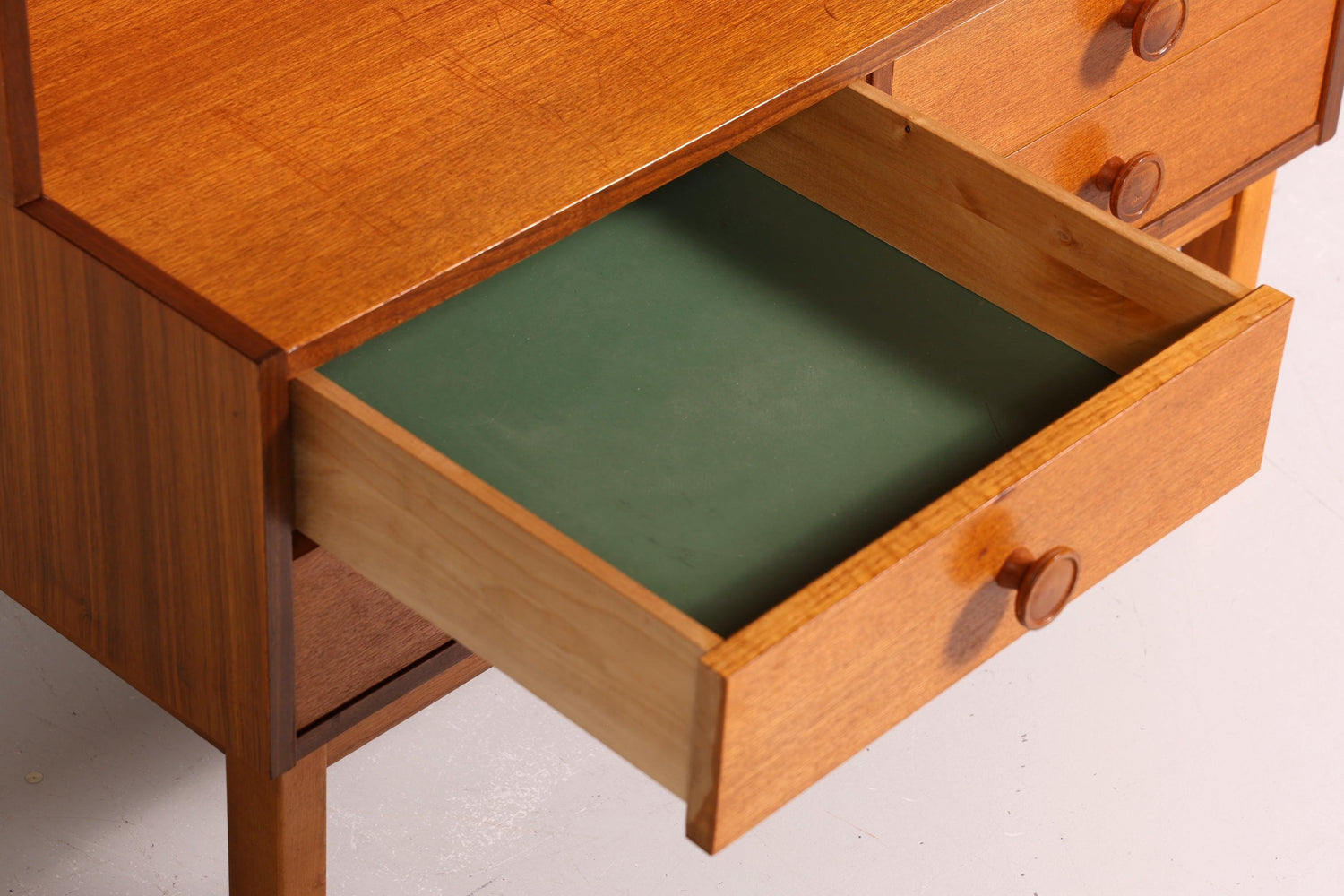 Wunderschönes Mid Century Regal Danish Design Schrank Retro Bücherregal Kommode