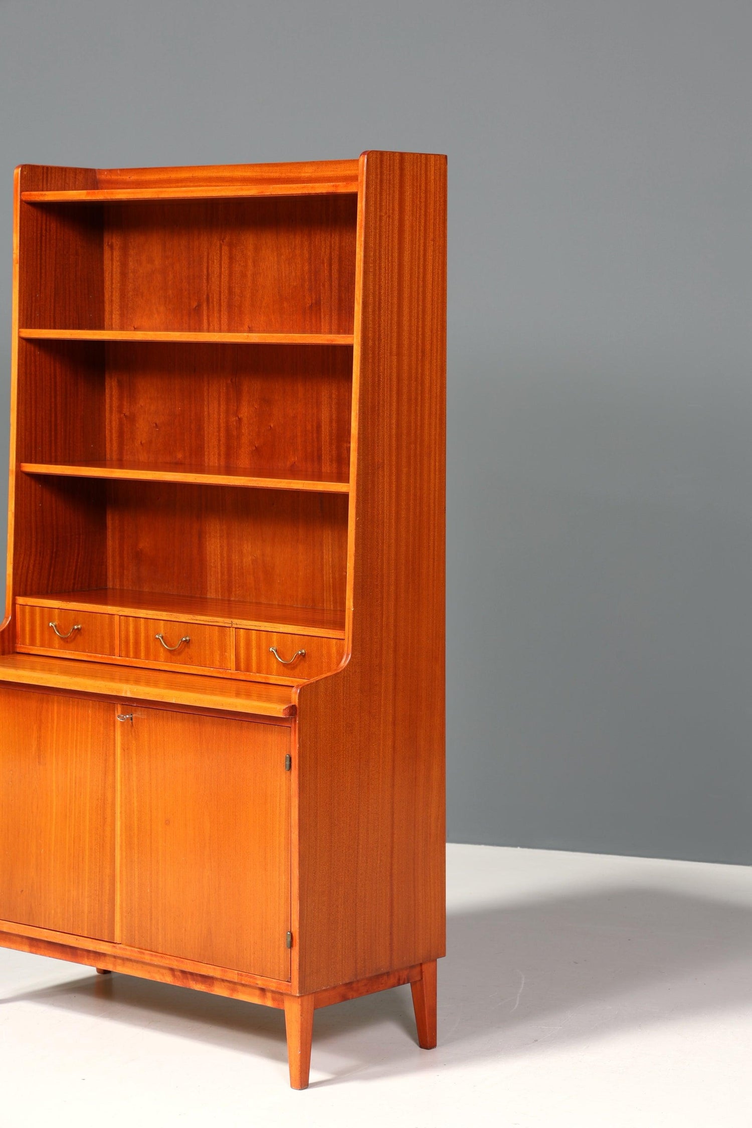 Stilvoller Mid Century Schrank &quot;Made in Denmark&quot; Highboard Sekretär Holz Regal Skandinvisches Design