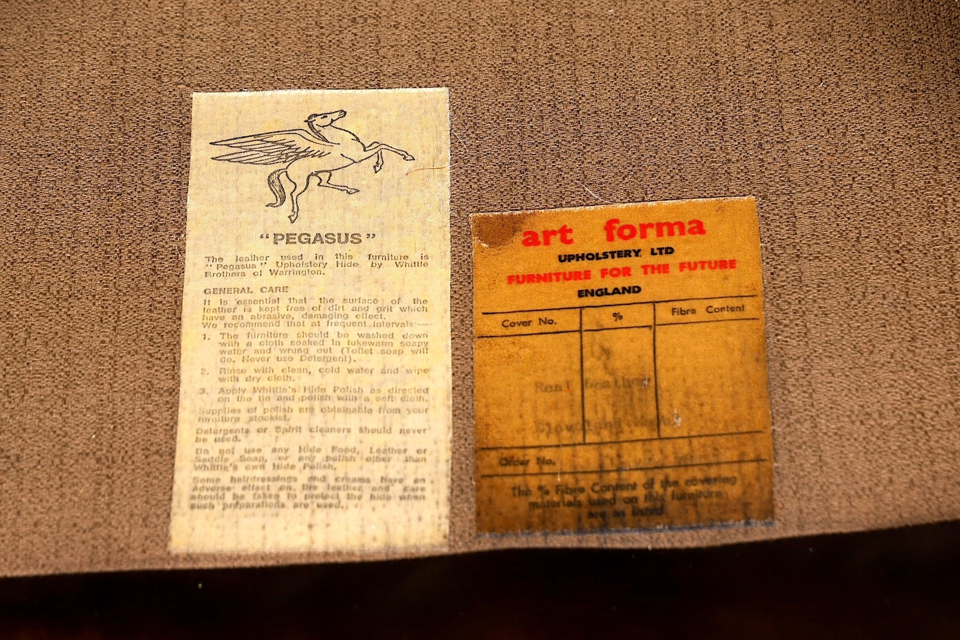 Stilvoller Original Chesterfield Sessel Englischer Armlehnsessel Englisch Herrensessel 1 von 2