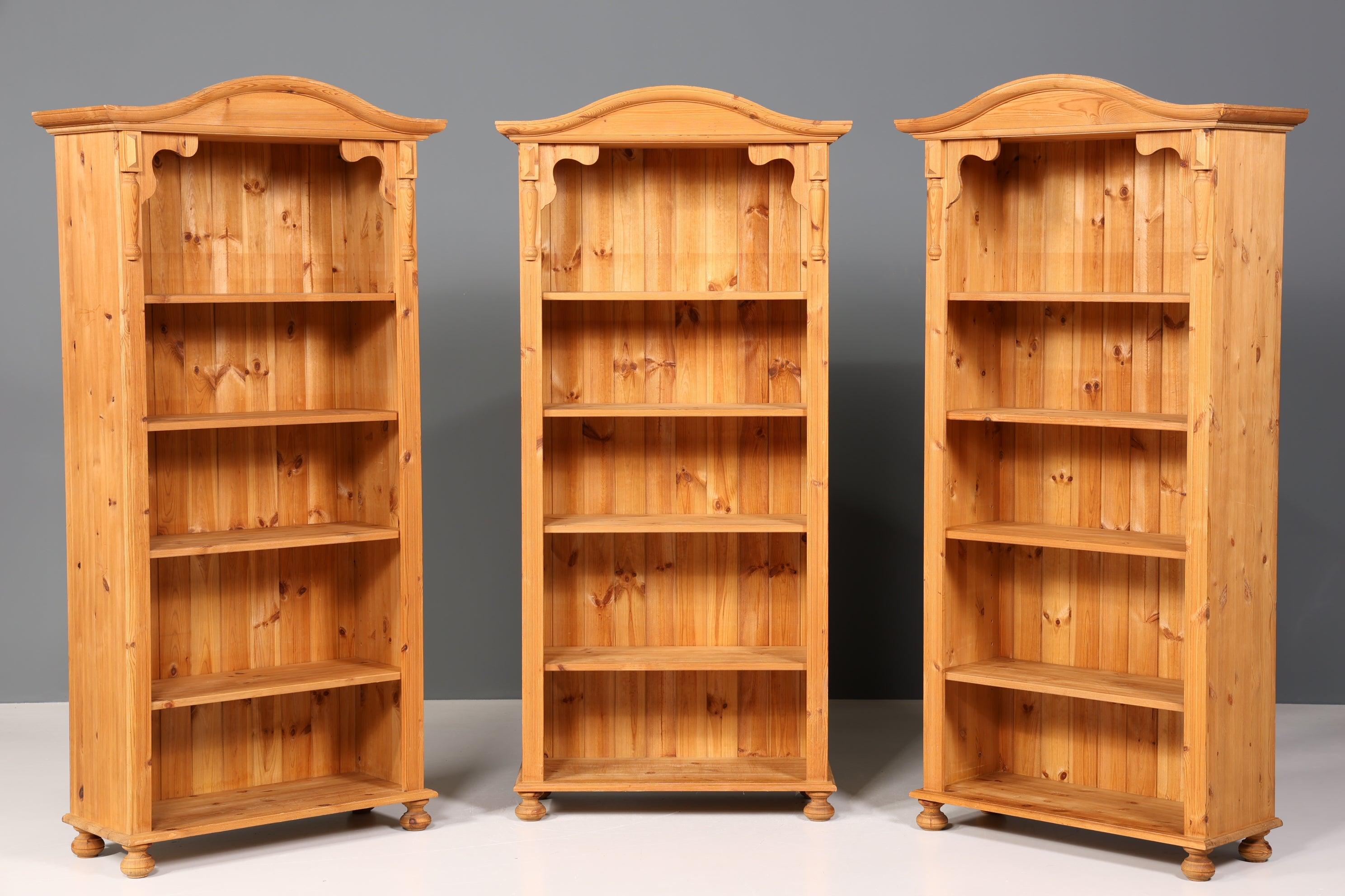 Wunderschönes Landhaus Stil Regal Weichholz Bücherregal im Schrank Bookshelf 1 von 3