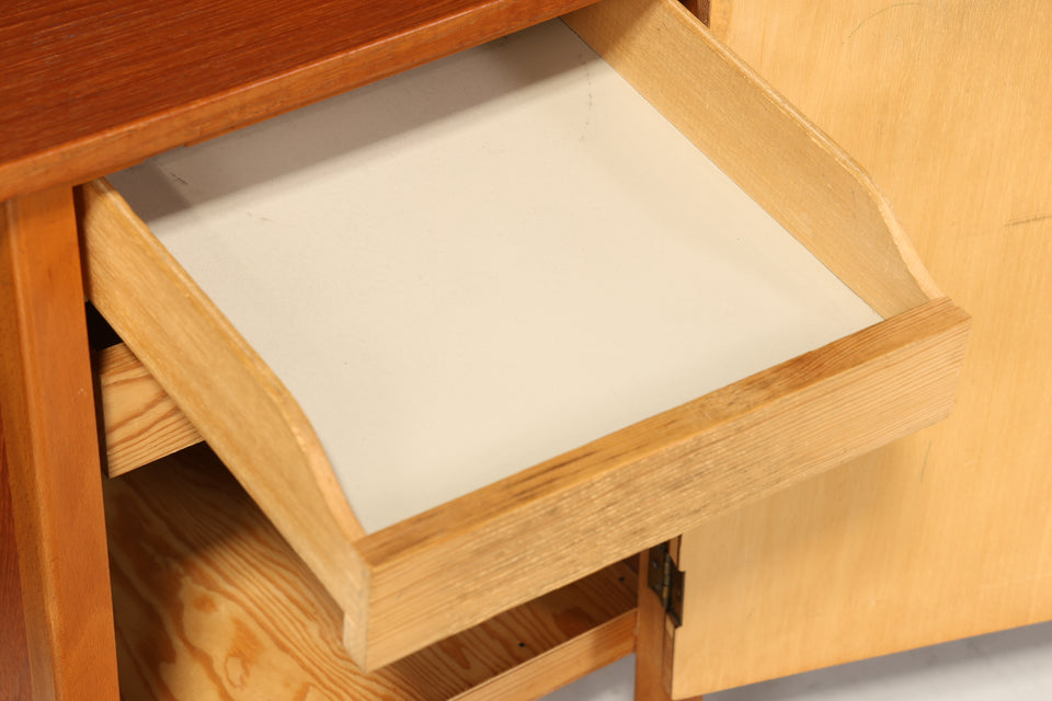 Stilvoller Mid Century Schreibtisch "Made in Denmark" Teak Holz Tisch Bürotisch Office Table