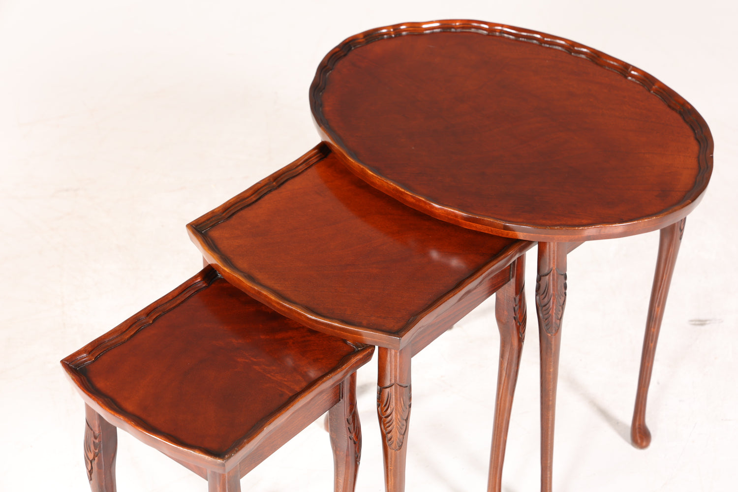 Filigranes Englisches Tisch Set Couchtisch Englisch Antik Stil 3er Satz Ablagetisch Holz Beistelltisch
