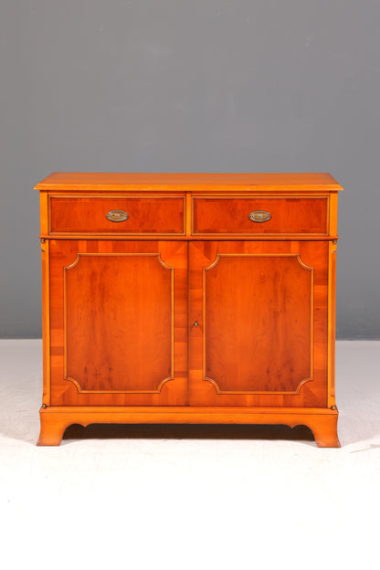 Traumhafter Original Heldense Schrank Eibe Antik Stil Kommode Sideboard Englisch England