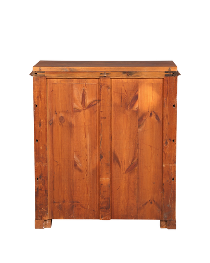 Hauptstadt Möblerei Gründerzeit Kommode aus massivem Holz, Rückansicht des antiken Sideboards mit sichtbarer Maserung