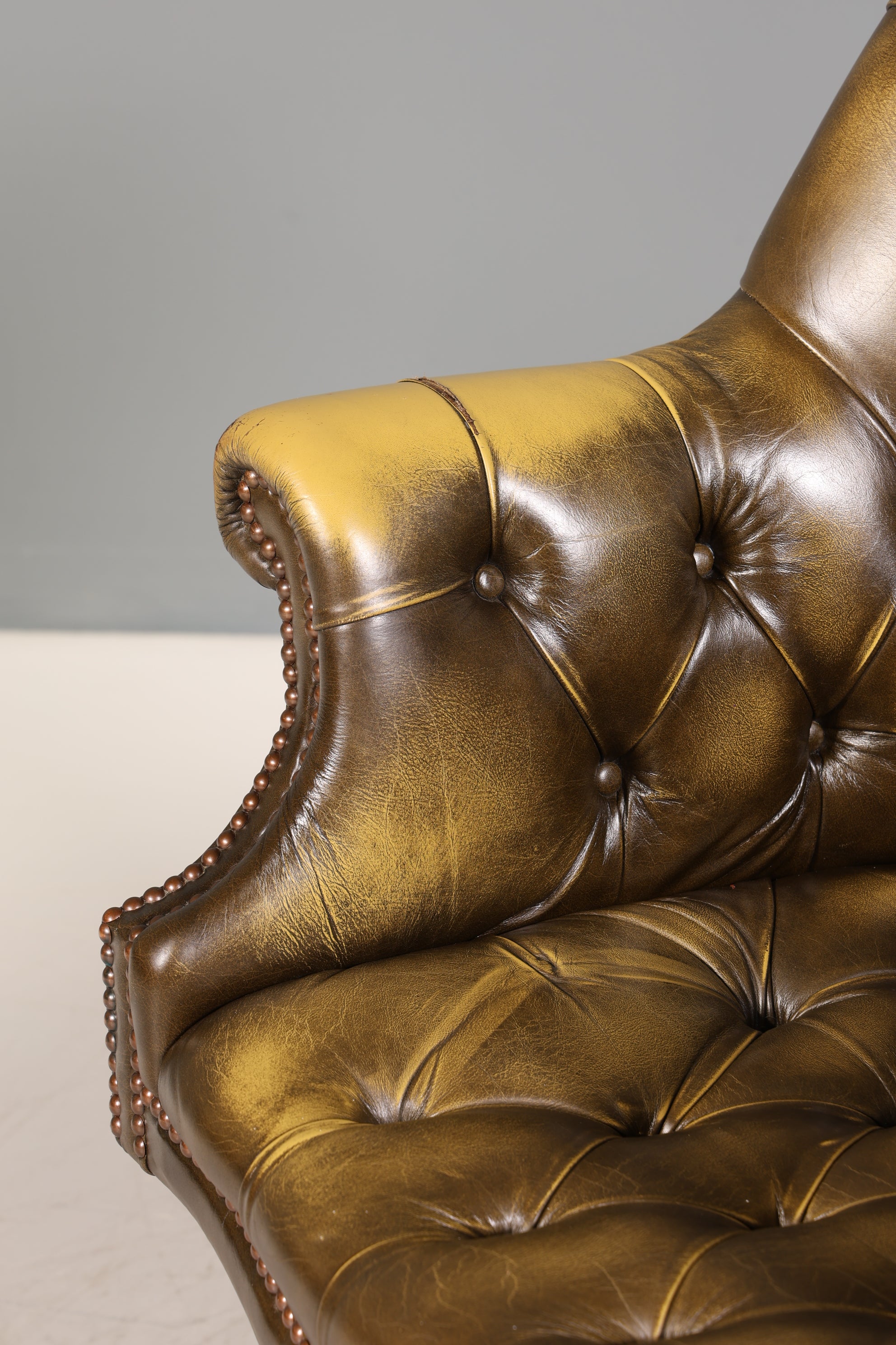 Wunderschöner Original Chesterfield Bürosessel &quot;Wade&quot; echt Leder Sessel Bürostuhl Captain Chair Sessel Office Chair 1 von 2