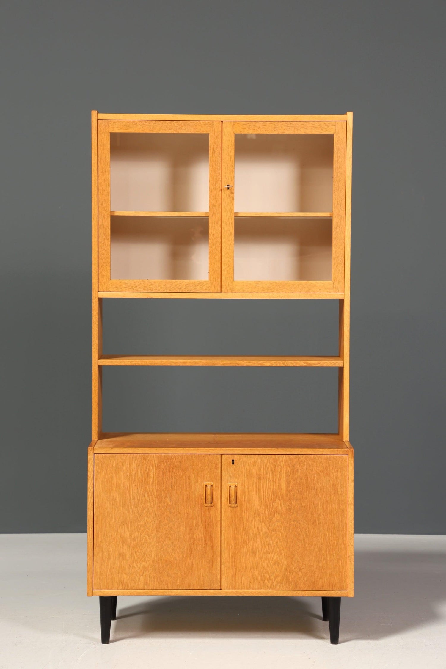 Schlichtes Mid Century Regal Vintage Vitrine Holz Schrank Kommode 60er Jahre