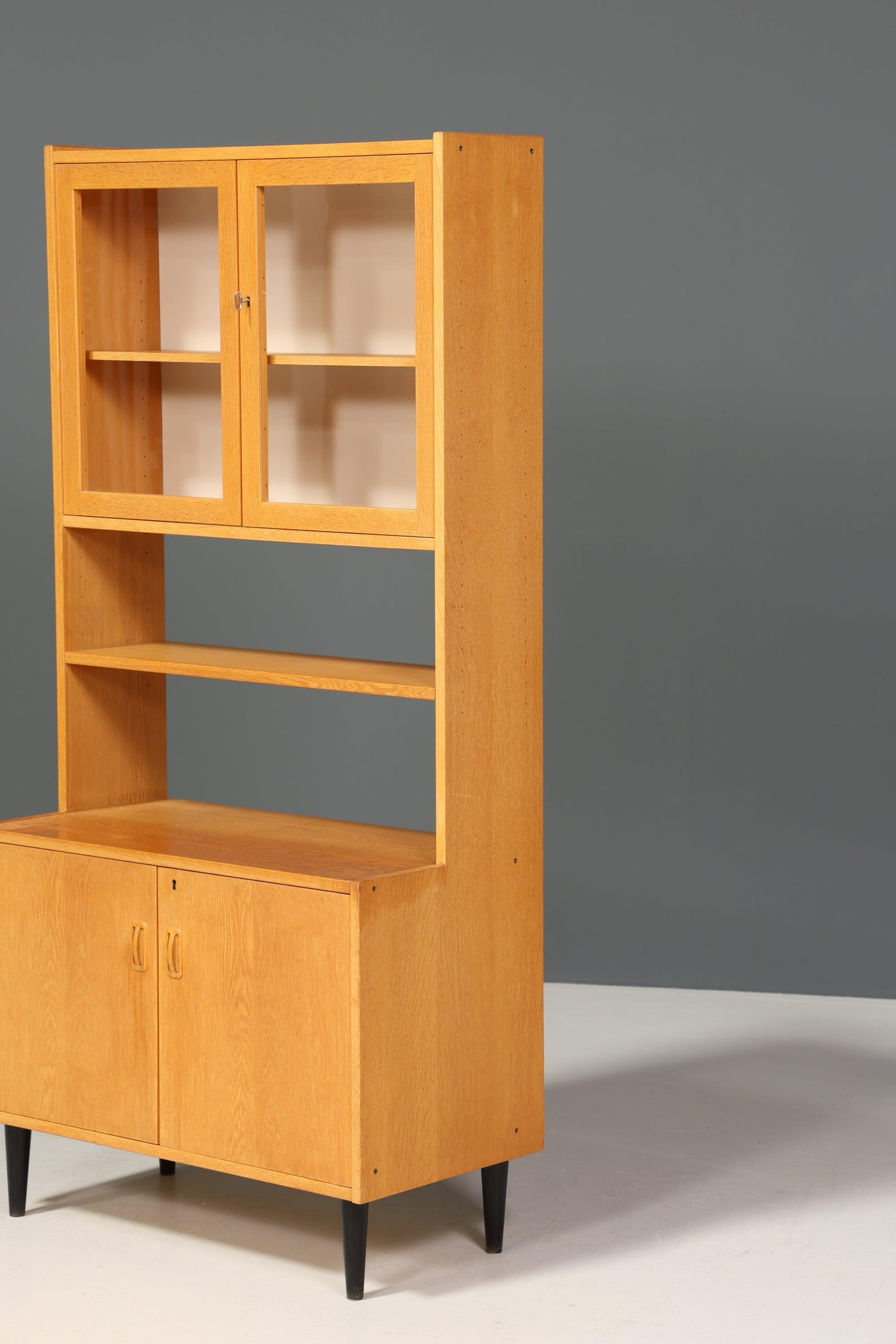 Schlichtes Mid Century Regal Vintage Vitrine Holz Schrank Kommode 60er Jahre