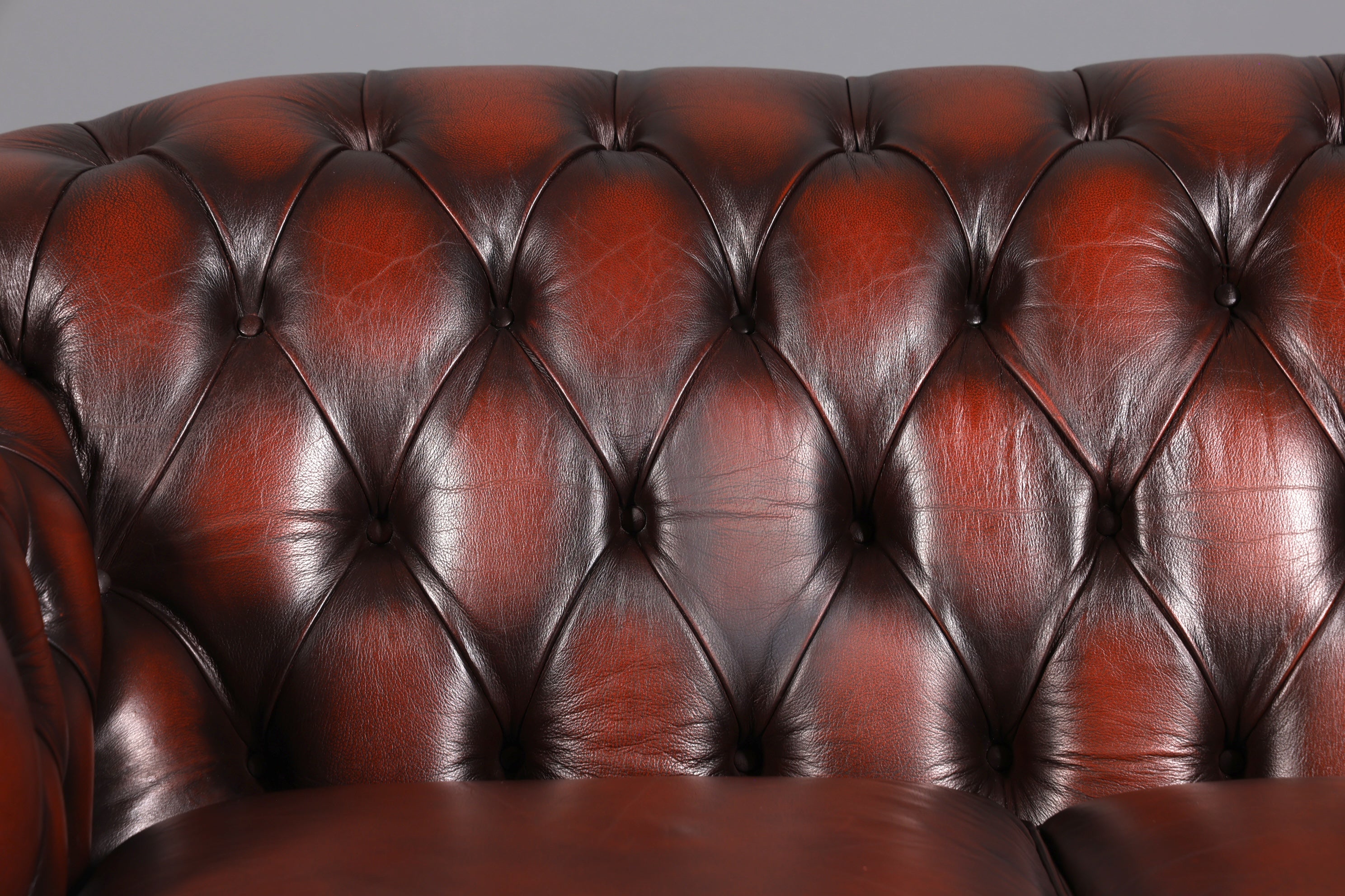 F857 Finish Wunderschöne Original Chesterfield Centurion 2-Sitzer Couch Englisches echt Leder Sofa UK