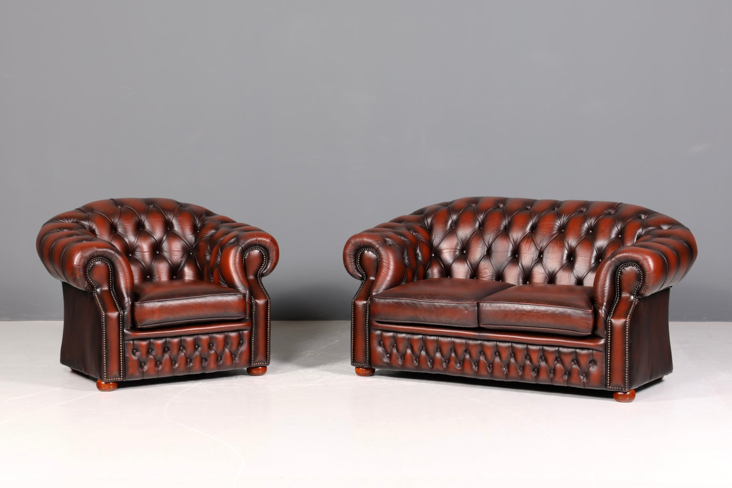 F857 Finish Wunderschöne Original Chesterfield Centurion 2-Sitzer Couch Englisches echt Leder Sofa UK