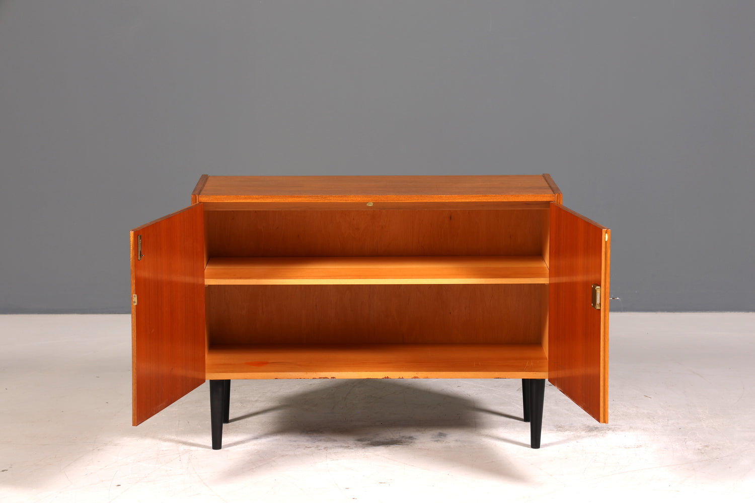 E860 Finish Wunderschöne Mid Century Kommode Vintage Schrank Retro Flur Kommode 60s Regal Sideboard