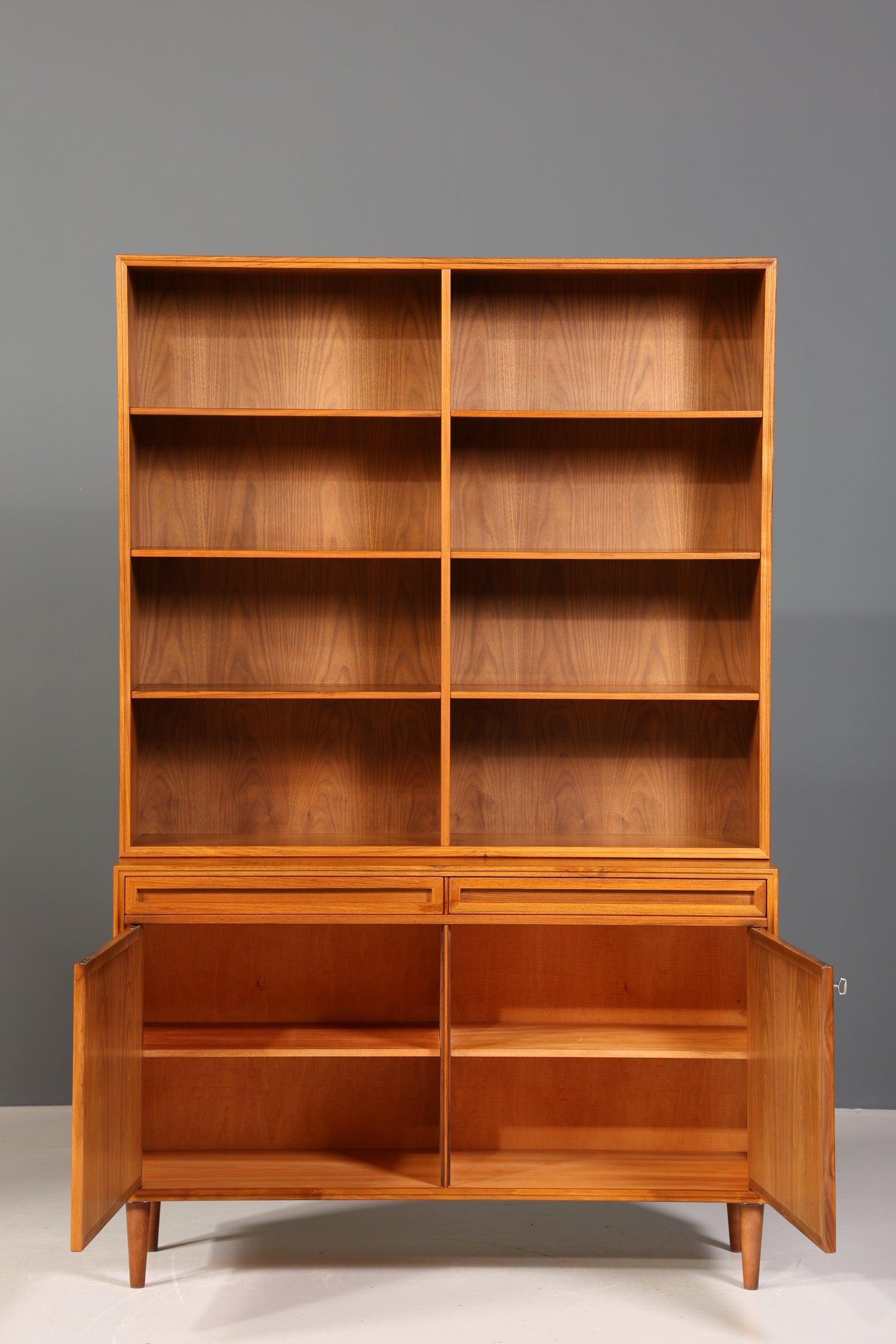 Schlichtes Mid Century Bücherregal Danish Design Schrank Retro Kommode &quot;Made in Denmark&quot; Regal 60er Jahre