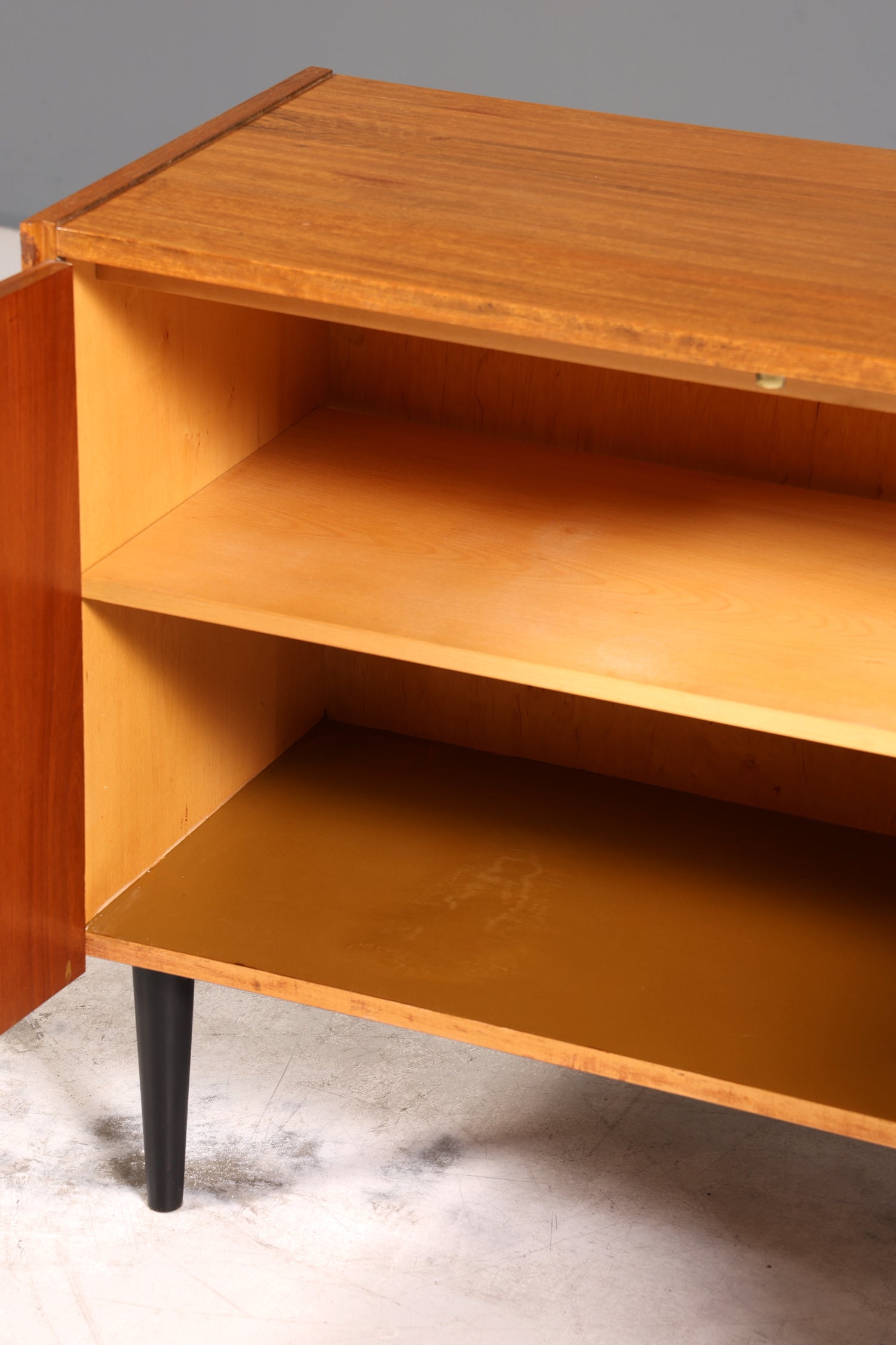 E863 Finish Wunderschöne Mid Century Kommode Vintage Schrank Retro Flur Kommode 60s Regal Sideboard