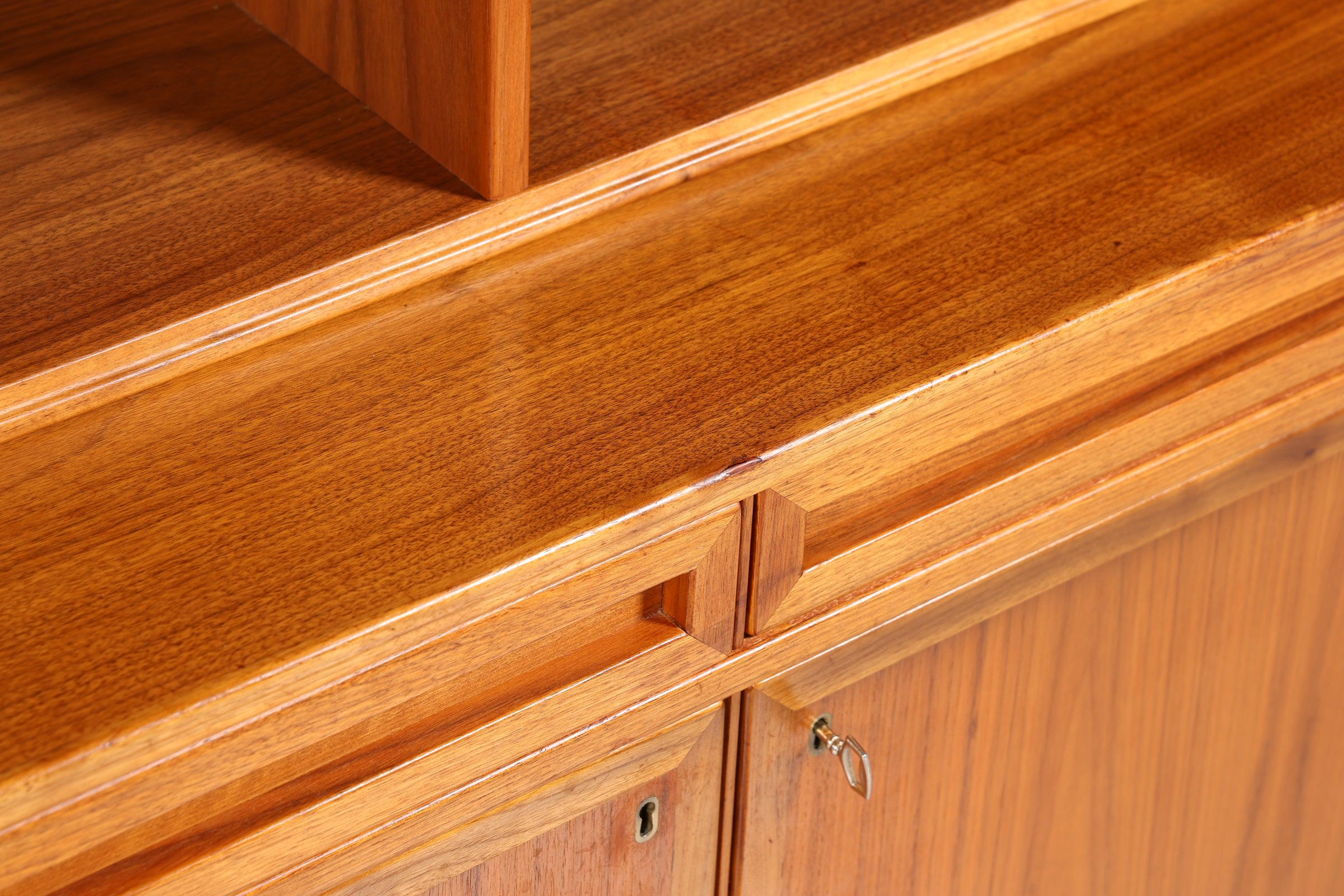 Schlichtes Mid Century Bücherregal Danish Design Schrank Retro Kommode &quot;Made in Denmark&quot; Regal 60er Jahre