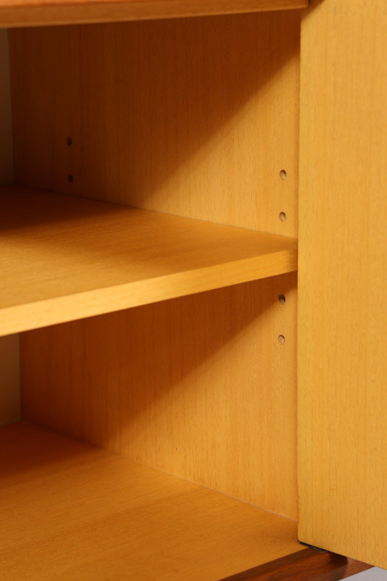 Stilvolles Mid Century Regal &quot;Made in Denmark&quot; echt Holz Schrank Danish Design Retro Kommode Vintage Bücherregal 60er Jahre