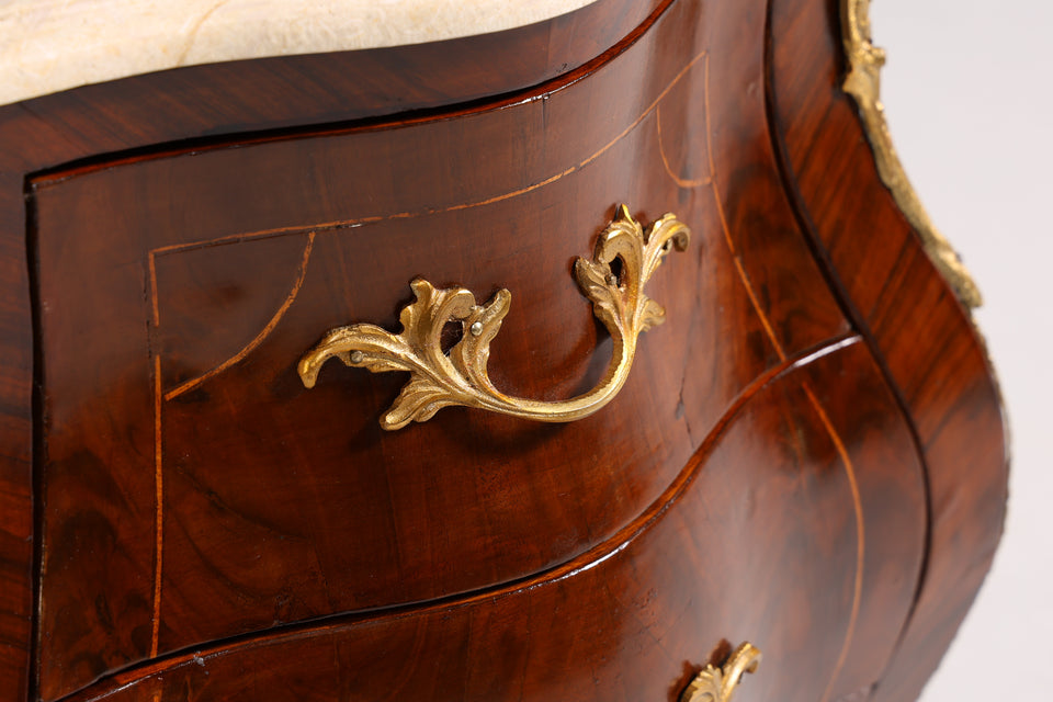 Königliche Bauchige Barock Kommode Messing Marmor Louis XV Nachttisch Antik Stil