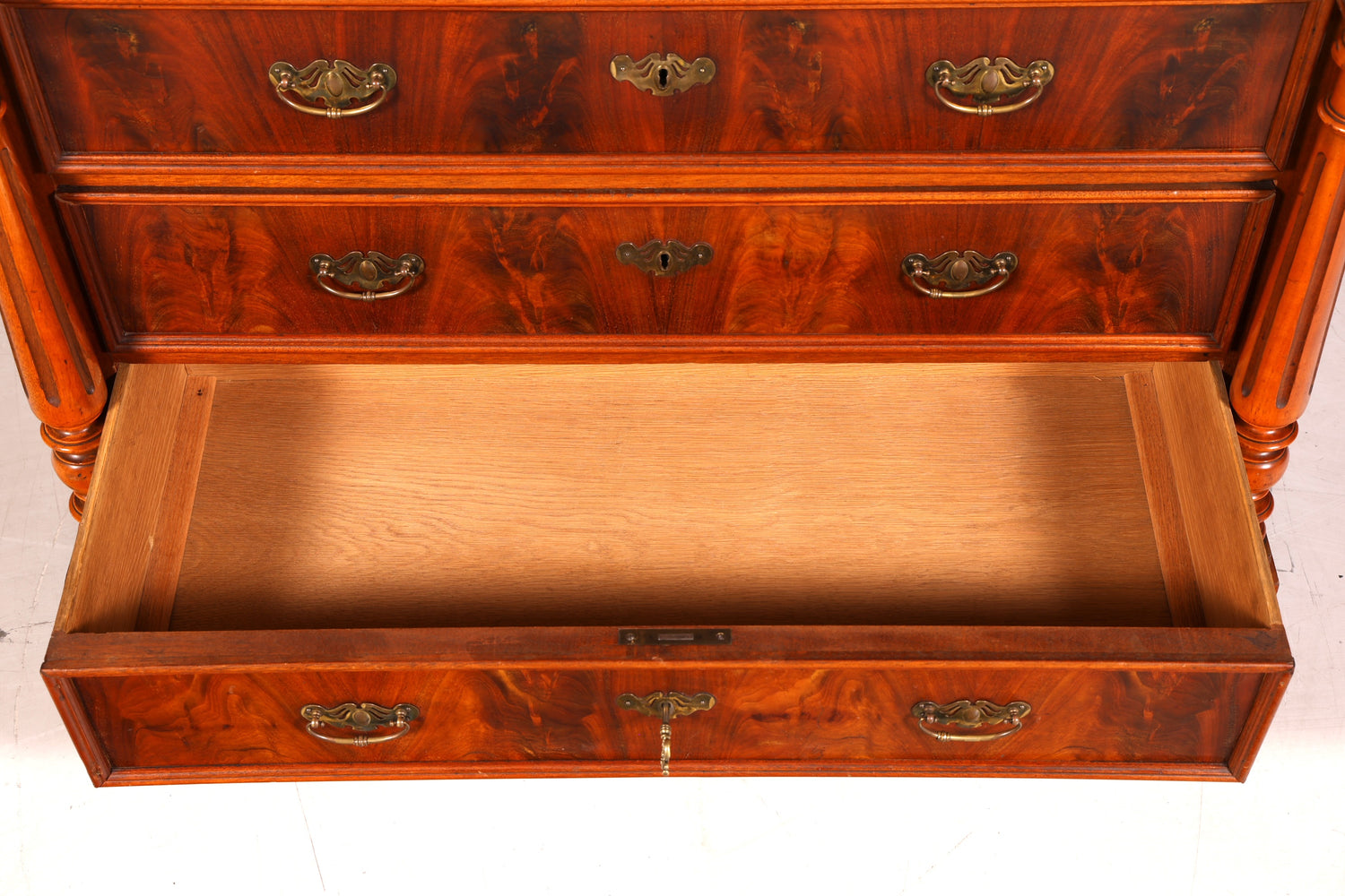 Edle Gründerzeit Kommode Jugendstil Antik Sideboard Schubladenkommode Wäschekommode