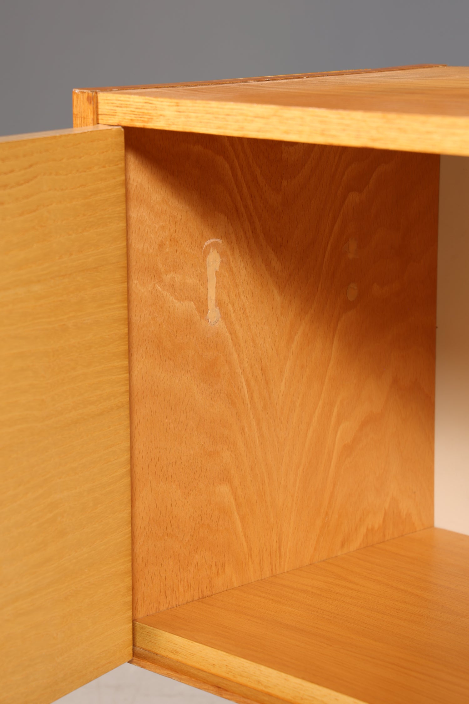Stilvoller Original Hellerau Schrank Joachim Nebelung 430 Bauhaus Sideboard Retro Kommode 2 von 4