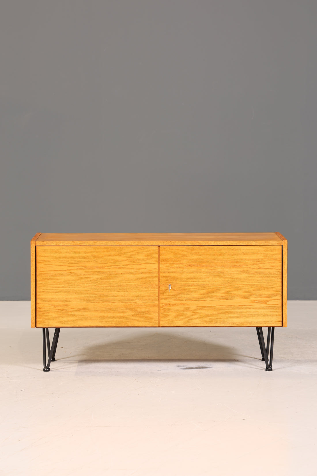 Stilvoller Original Hellerau Schrank Joachim Nebelung 430 Bauhaus Sideboard Retro Kommode 1 von 4