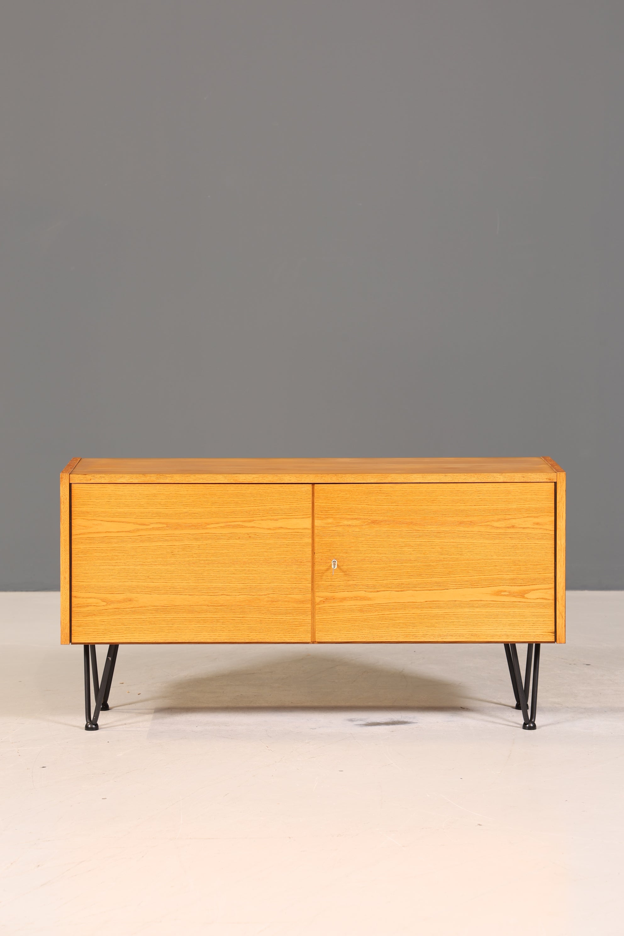 Stilvoller Original Hellerau Schrank Joachim Nebelung 430 Bauhaus Sideboard Retro Kommode 1 von 4