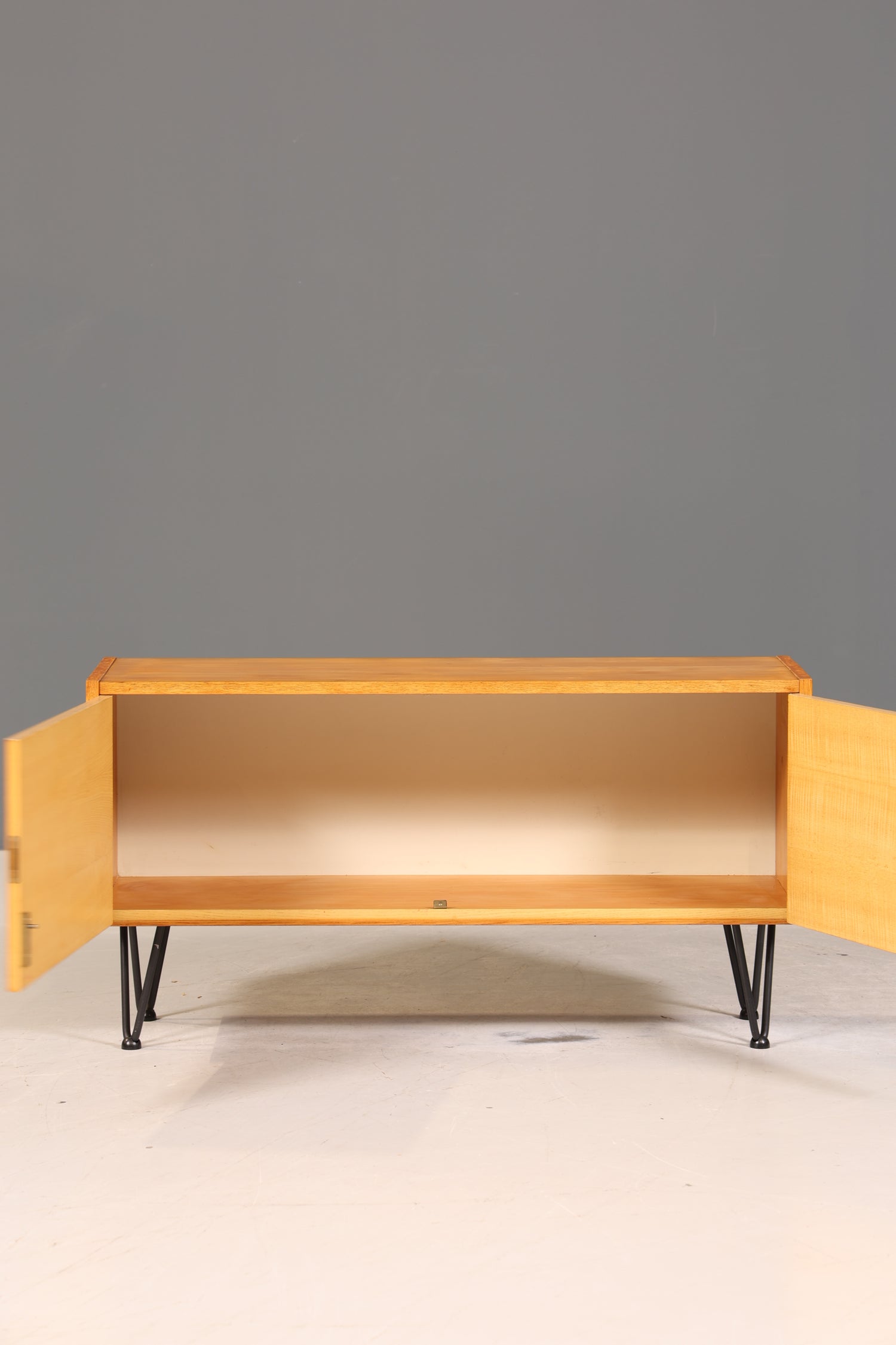 Stilvoller Original Hellerau Schrank Joachim Nebelung 430 Bauhaus Sideboard Retro Kommode 1 von 4