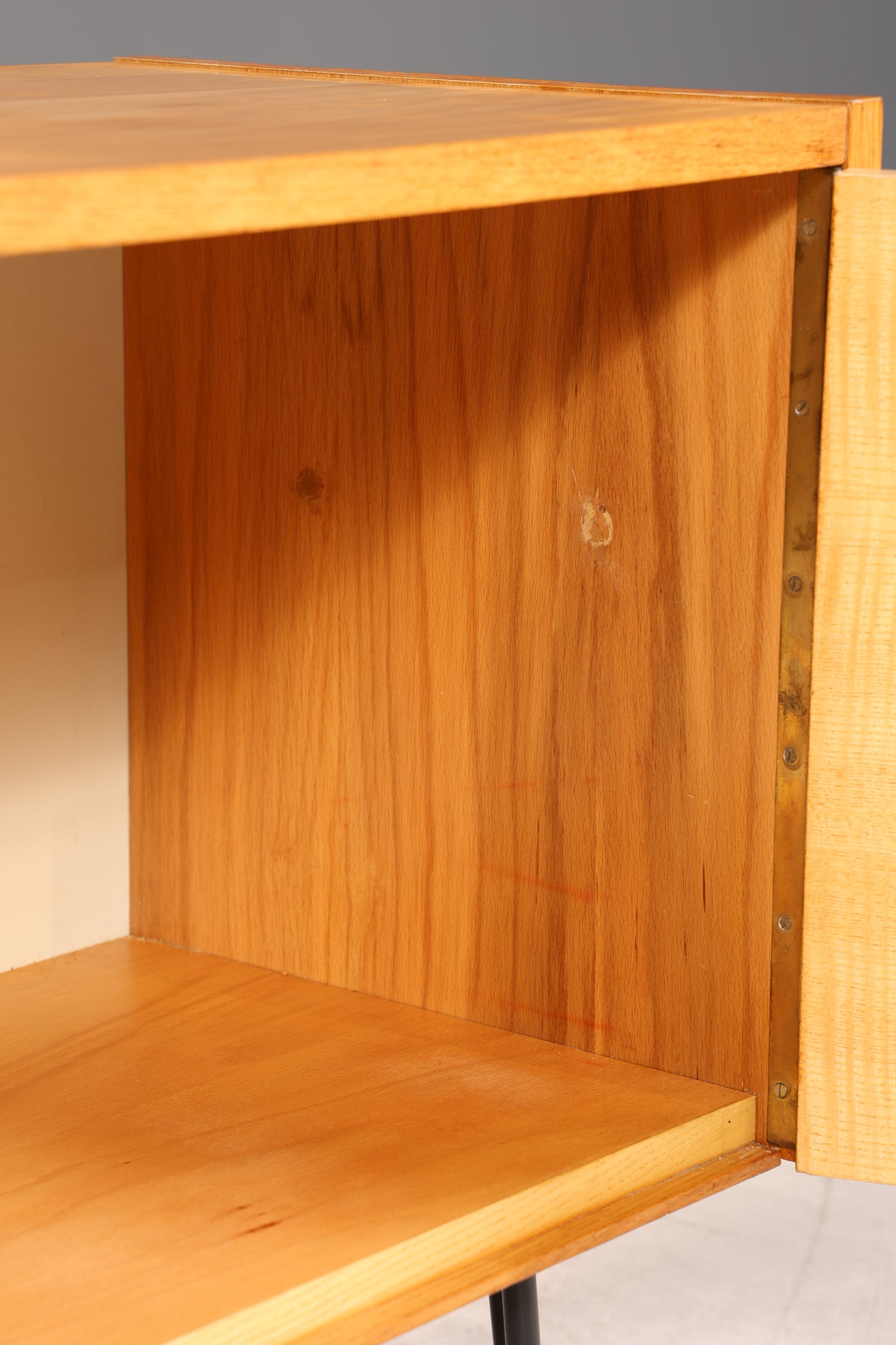Stilvoller Original Hellerau Schrank Joachim Nebelung 430 Bauhaus Sideboard Retro Kommode 1 von 4