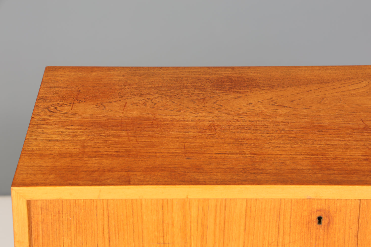 Stilvolles Mid Century Highboard echt Holz Schrank Retro Sideboard Regal Kommode