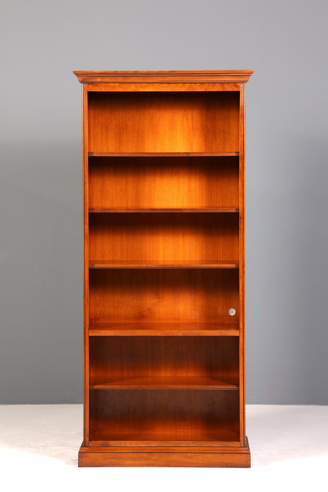 Wunderschönes Original Selva Bücherregal Antik Stil massiv Holz Regal Schrank Bibliothek 2 von 2