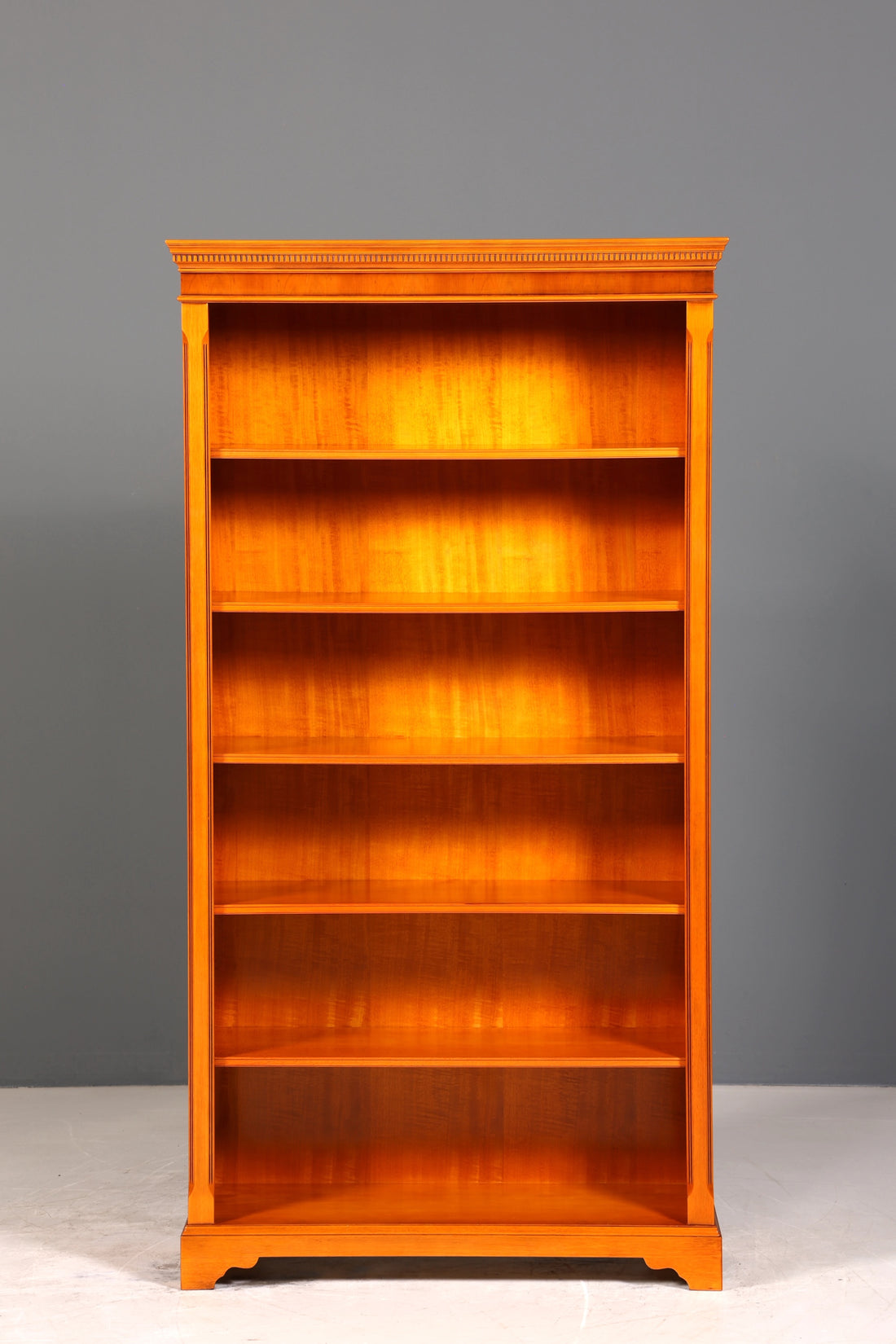 Wunderschönes Englisches Bücherregal Eibe Mercury Antik Regal Bookshelf Buchablage 60s