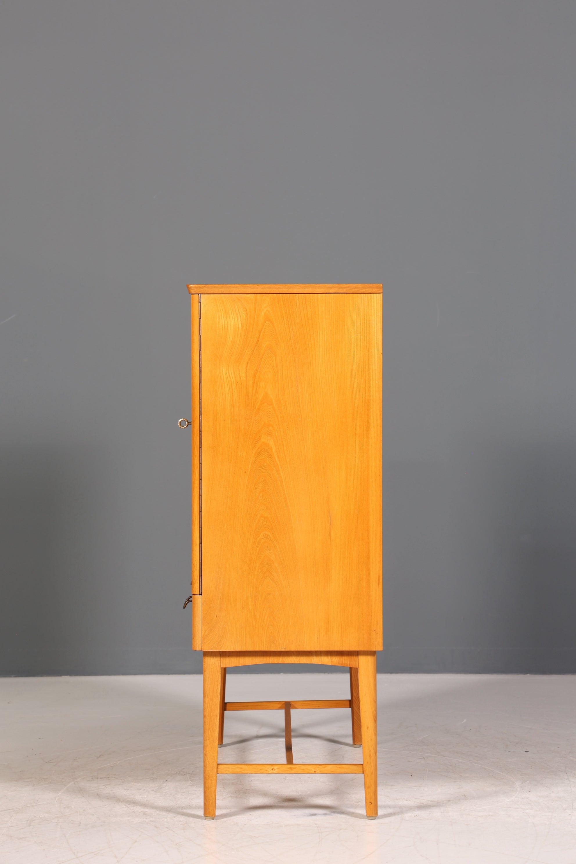 Wunderschöner Mid Century Schrank 60er Jahre Wäscheschrank Aktenschrank Kommode