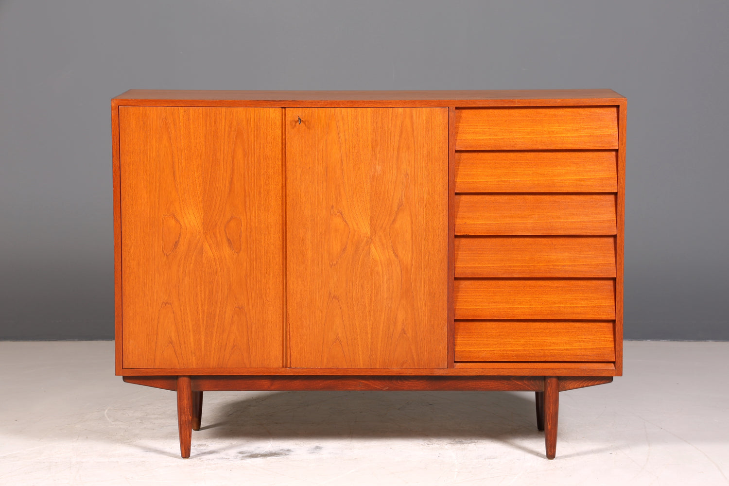 Wunderschönes Mid Century Highboard Teak Holz Schrank Büro Kommode 60er Jahre