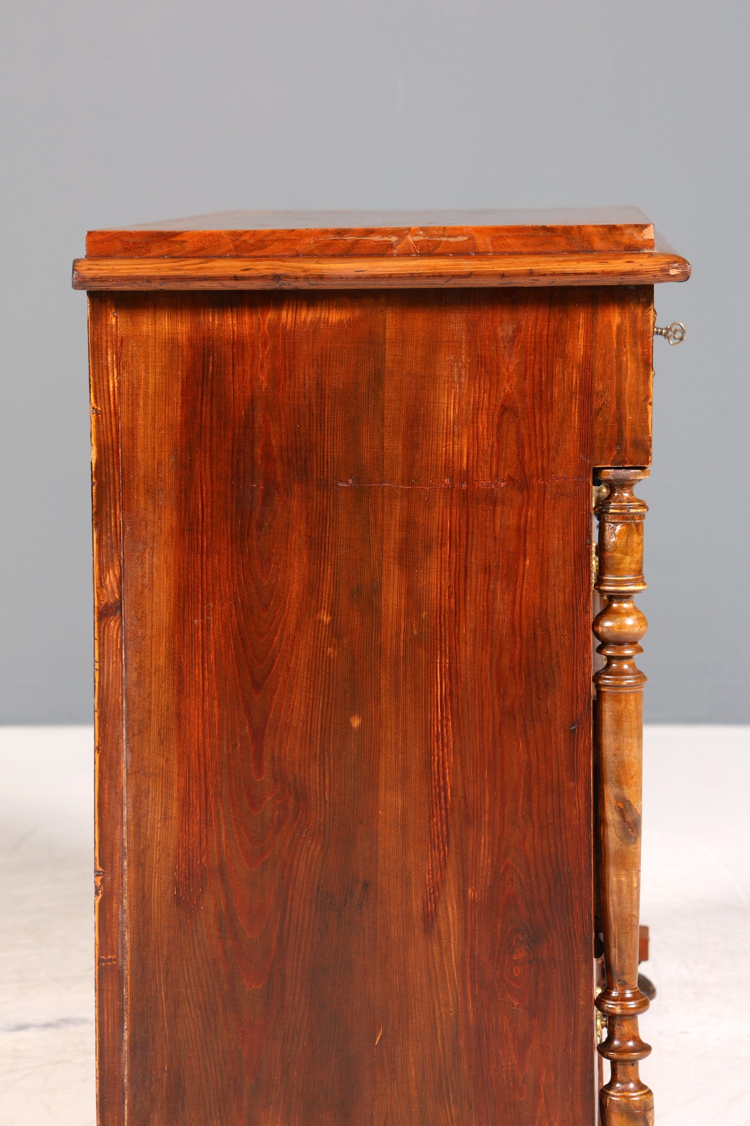 Wunderschöne Gründerzeit Kommode Louis Philippe Nussbaum Schubladen Kommode Sideboard um 1880
