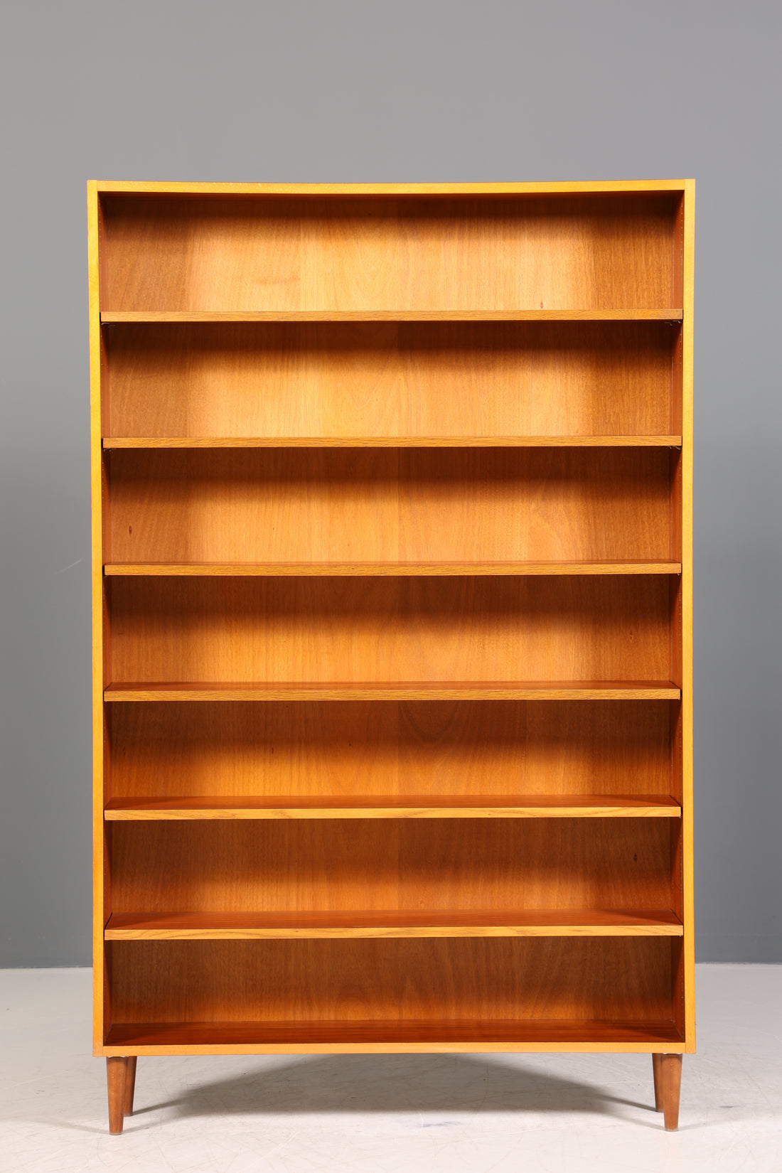 Schlichtes Mid Century Regal Vintage Bücherregal Schrank Buchablage 60s Bookshelf 1 von 2
