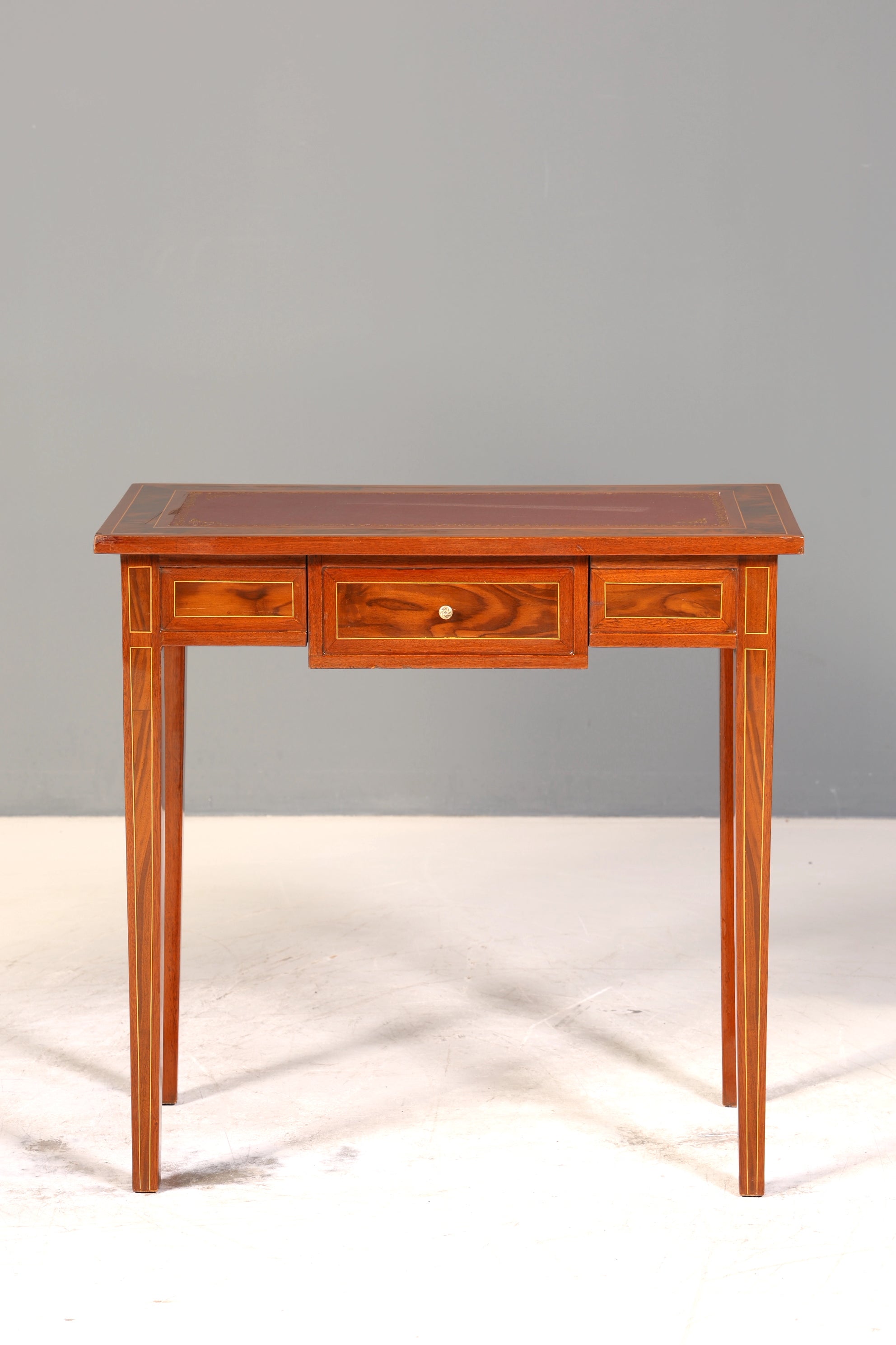 Traumhafter filigraner Schreibtisch French Desk Antik Stil Bürotisch Office Desk