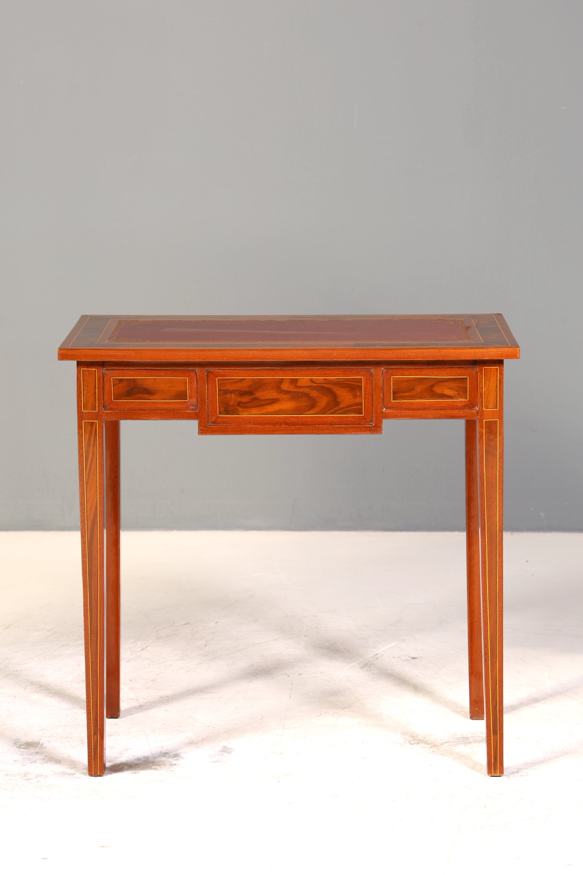 Traumhafter filigraner Schreibtisch French Desk Antik Stil Bürotisch Office Desk