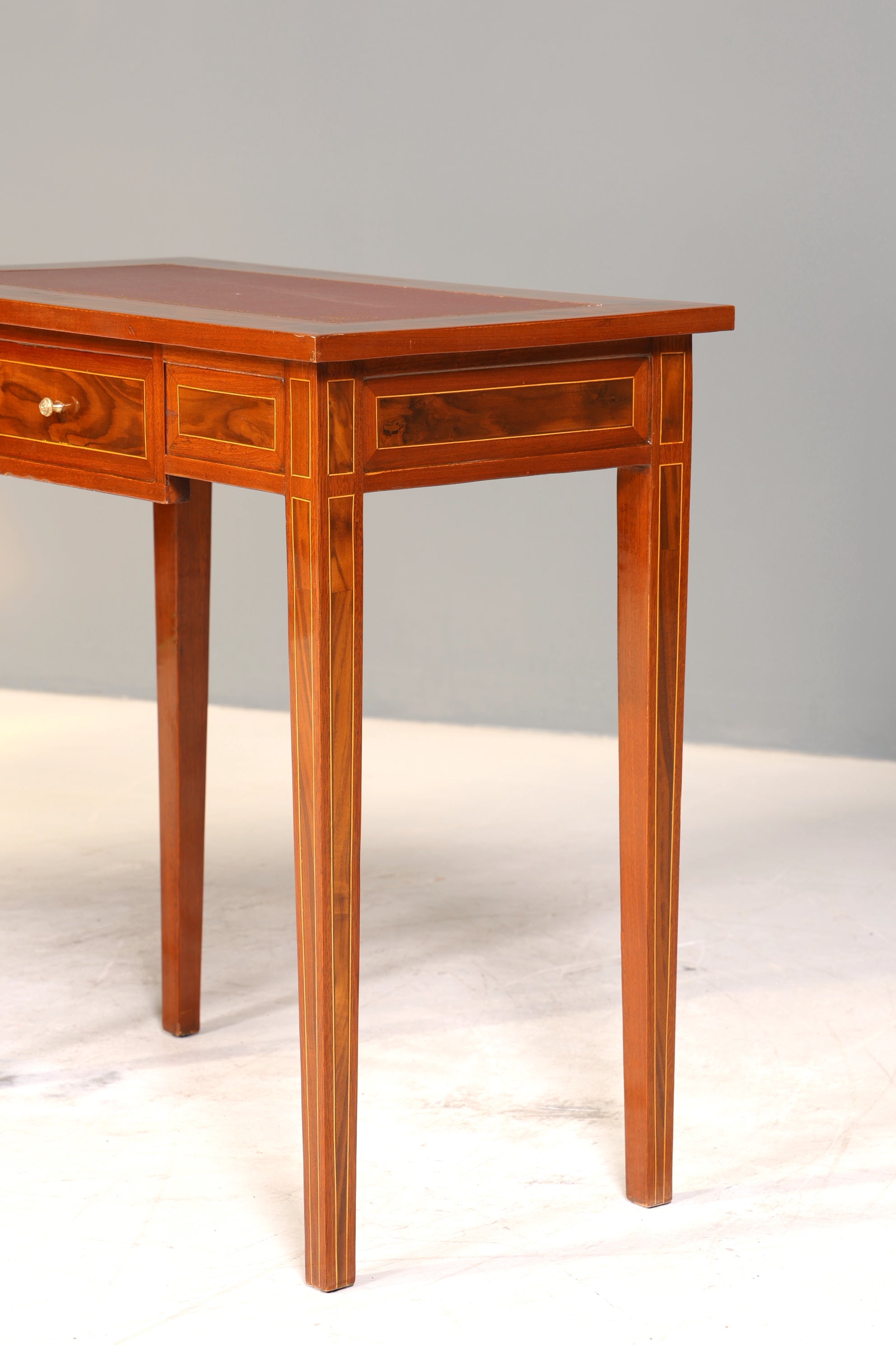 Traumhafter filigraner Schreibtisch French Desk Antik Stil Bürotisch Office Desk