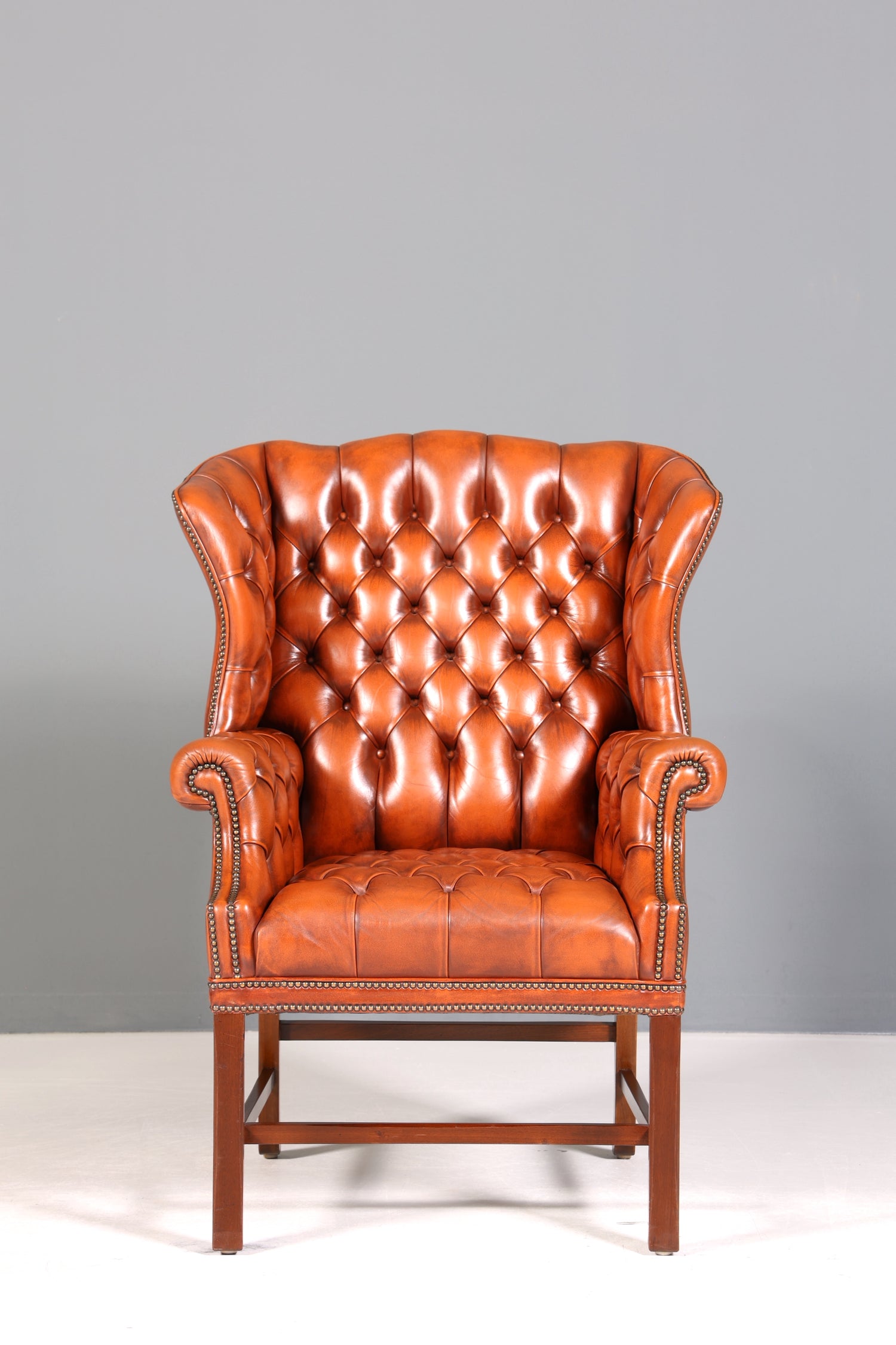 Original Chesterfield Ohrenbacken Sessel Englisch Leder Herrensessel UK Armlehnsessel