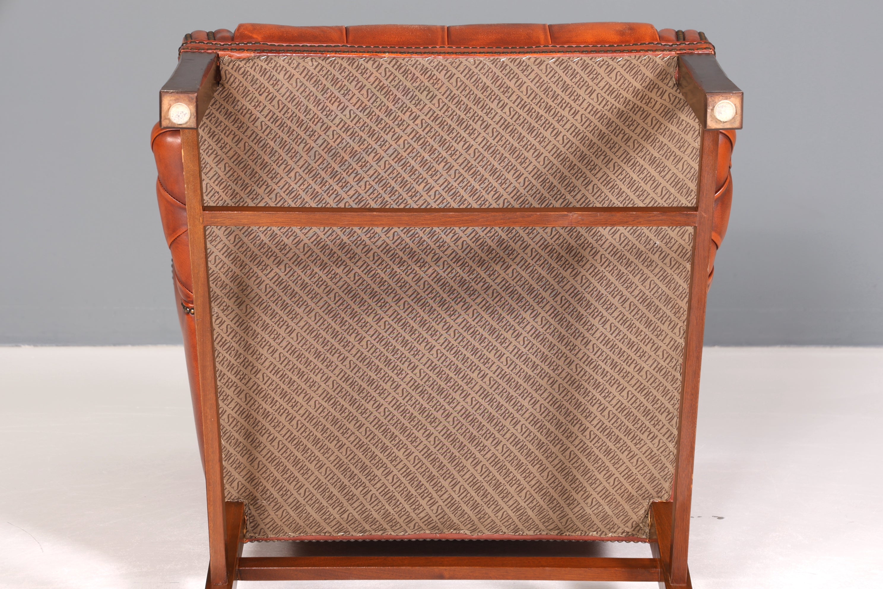Original Chesterfield Ohrenbacken Sessel Englisch Leder Herrensessel UK Armlehnsessel