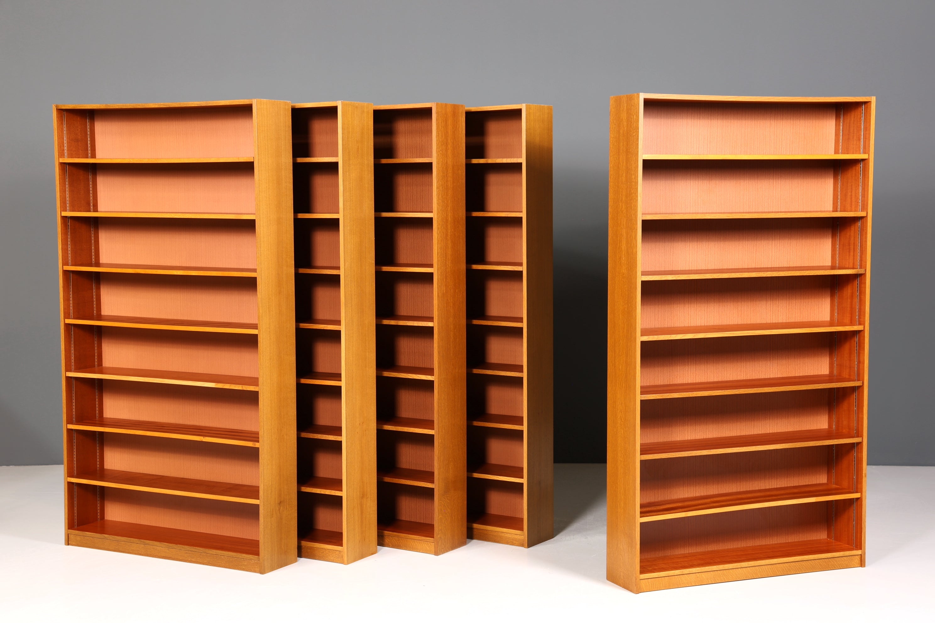 Schlichtes XXL Mid Century Regal Vintage Bücherregal Schrank Buchablage 60s Bookshelf 3 von 5