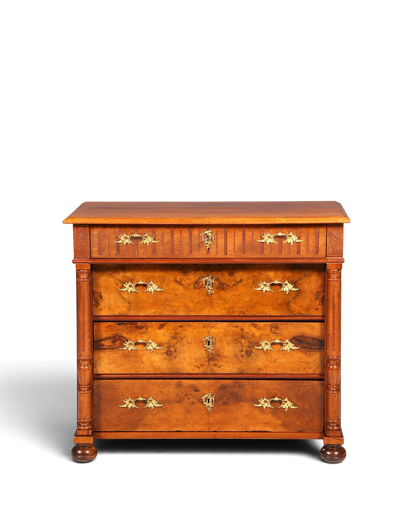 E910 Finish Wunderschöne Gründerzeit Kommode Louis Philippe Nussbaum Schubladen Kommode Sideboard um 1880