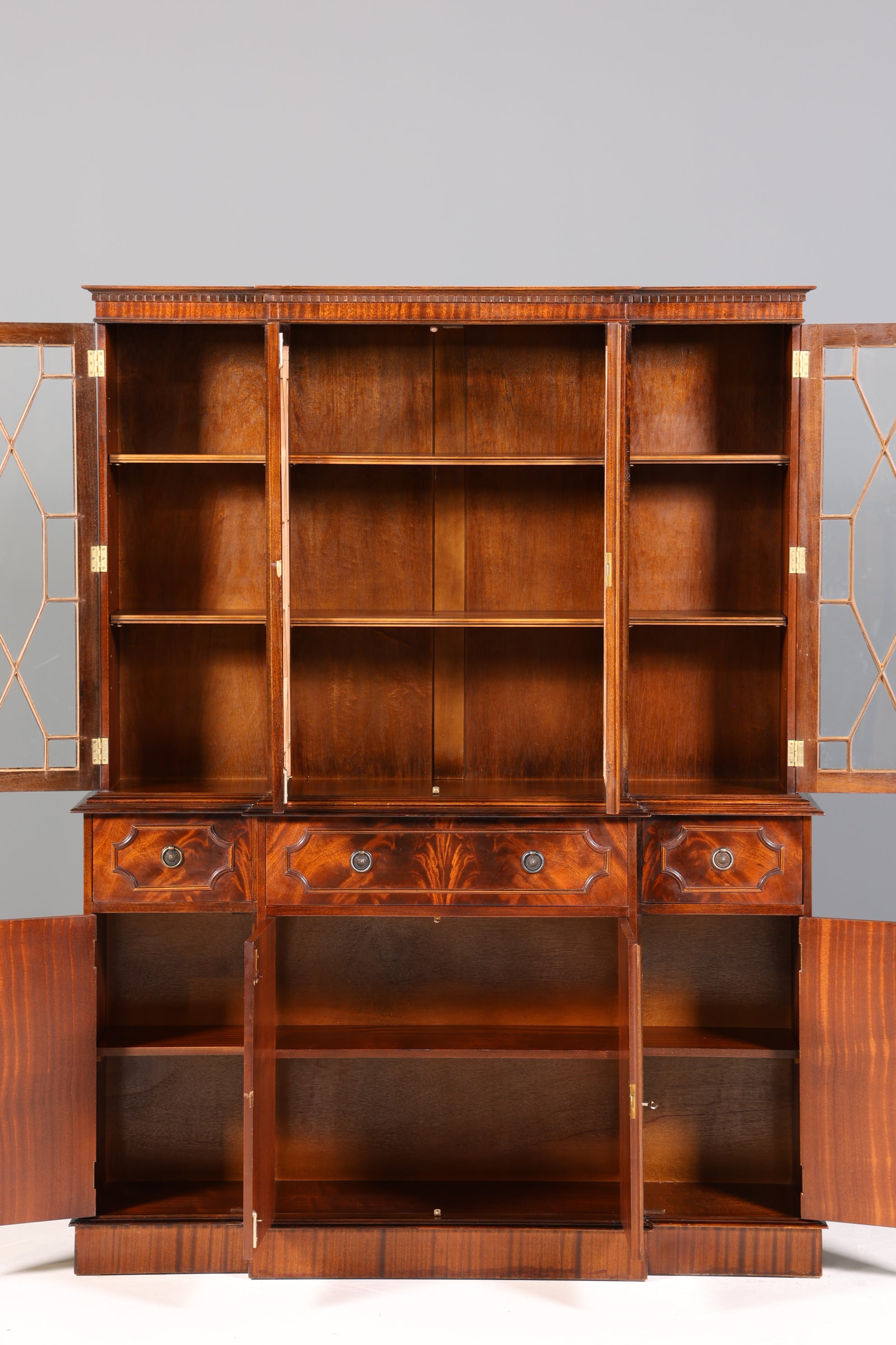 Wunderschöne Englische Vitrine Bücherschrank Buffet Antik Stil Englisch Glasvitrine Bibliothek
