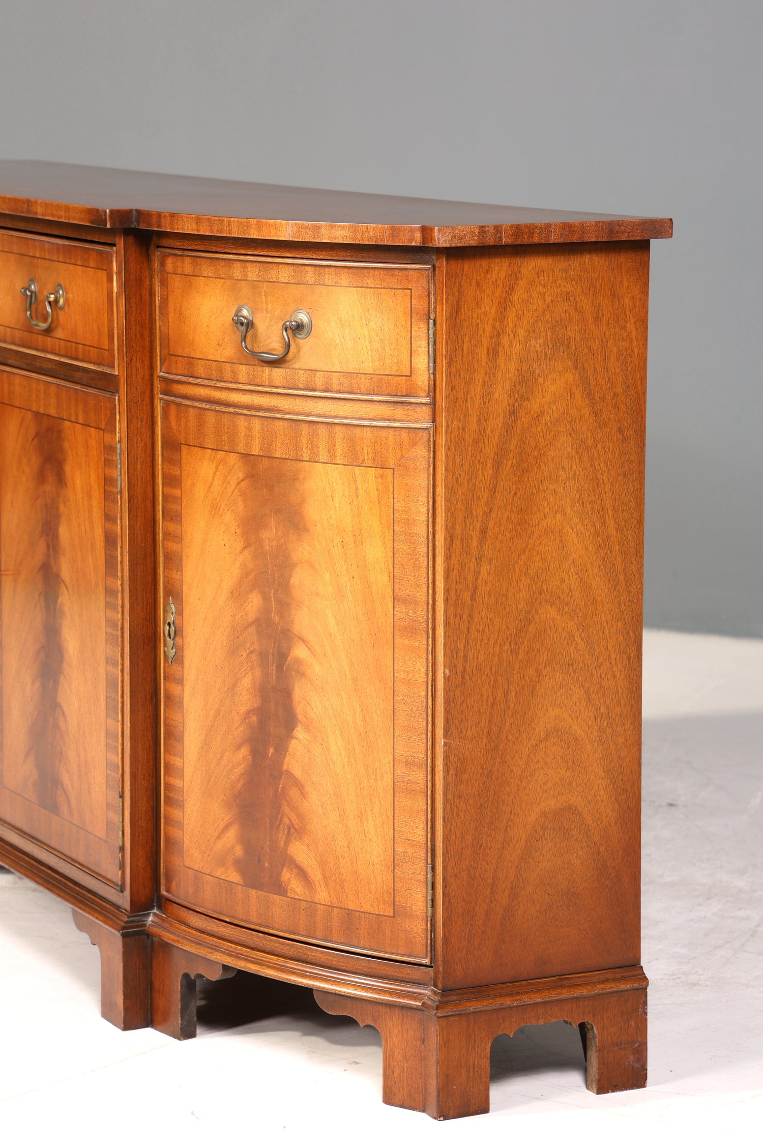 E912 Finish cm Wunderschönes Englisches Sideboard Mahagoni Schrank Antik 60s Buffetschrank Kommode