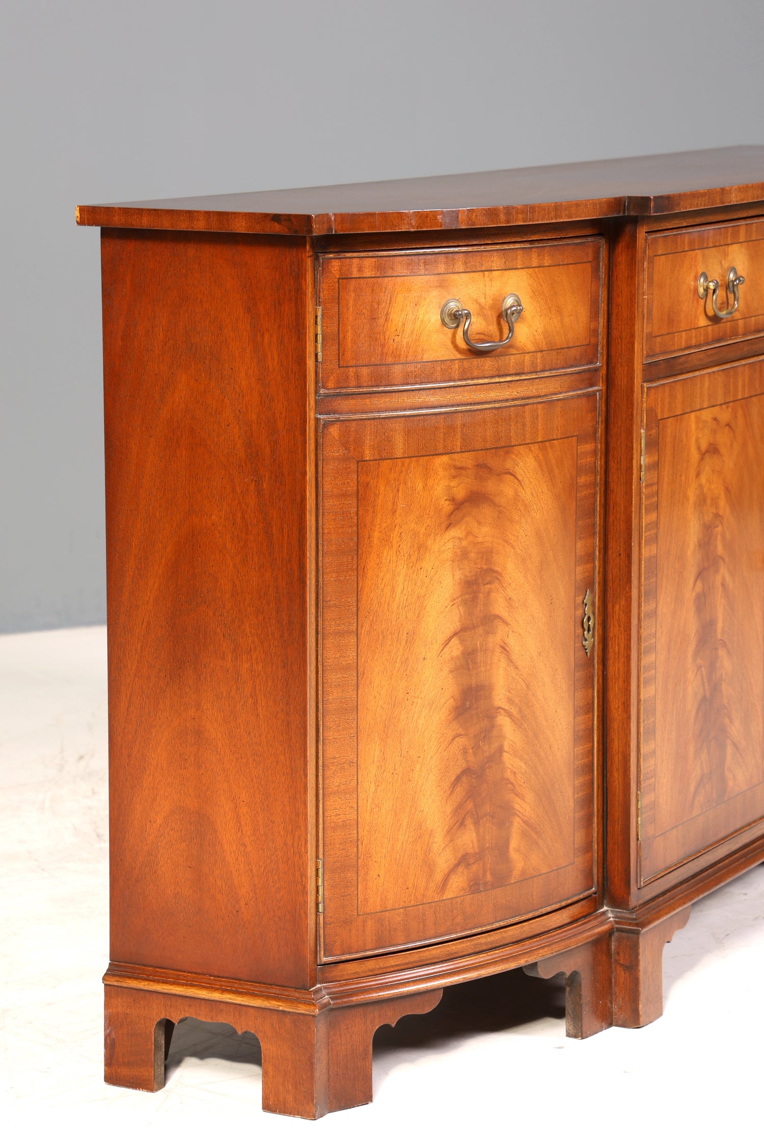 E912 Finish cm Wunderschönes Englisches Sideboard Mahagoni Schrank Antik 60s Buffetschrank Kommode